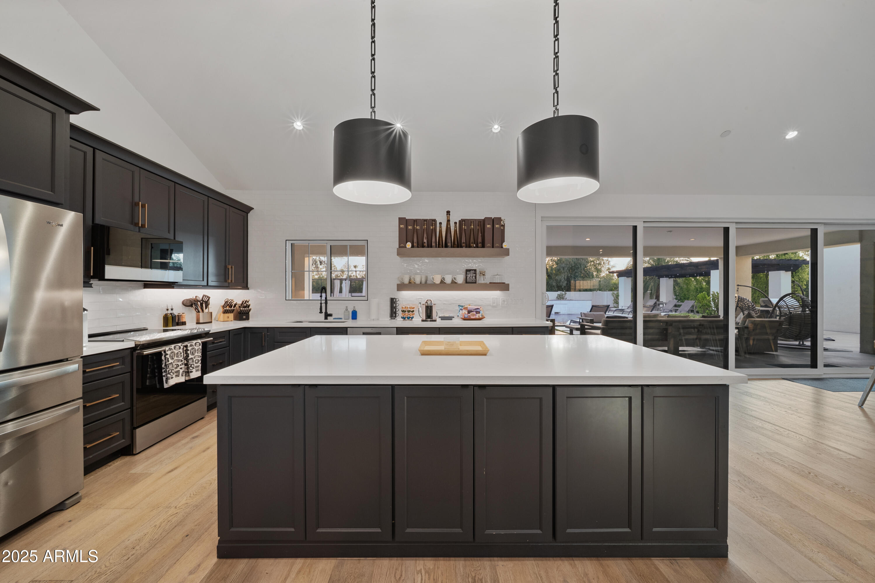 THUNDERBIRD EAST 3 - Residential