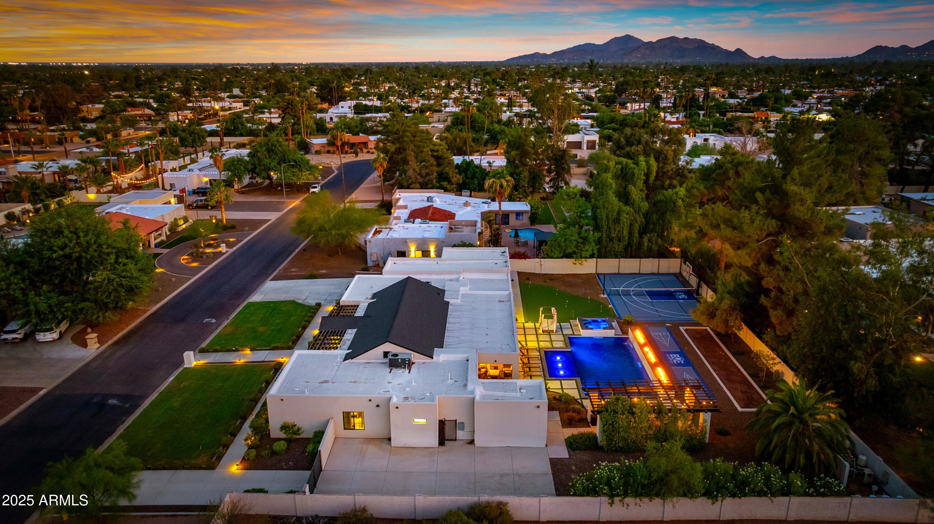 THUNDERBIRD EAST 3 - Residential