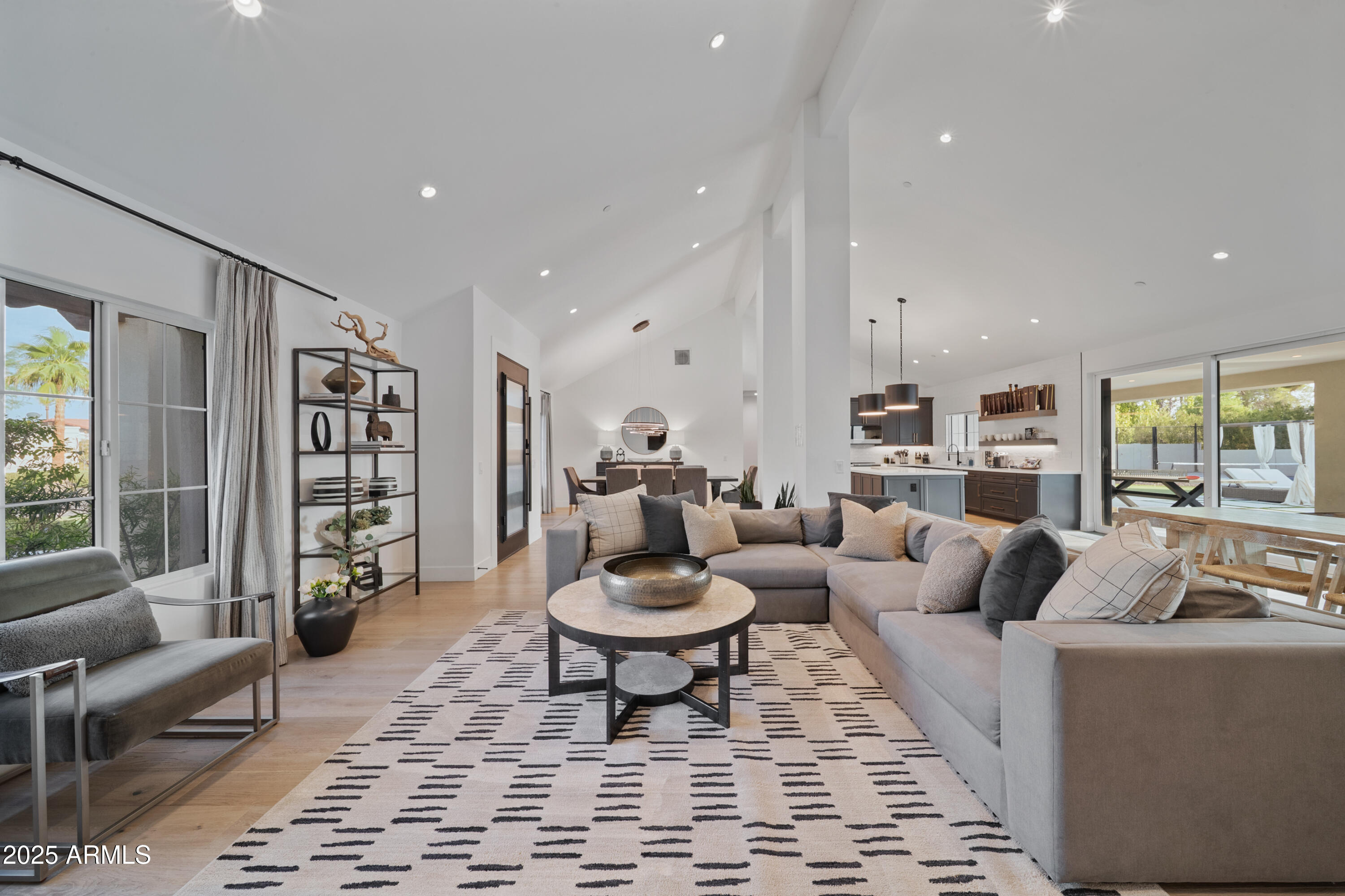 THUNDERBIRD EAST 3 - Residential