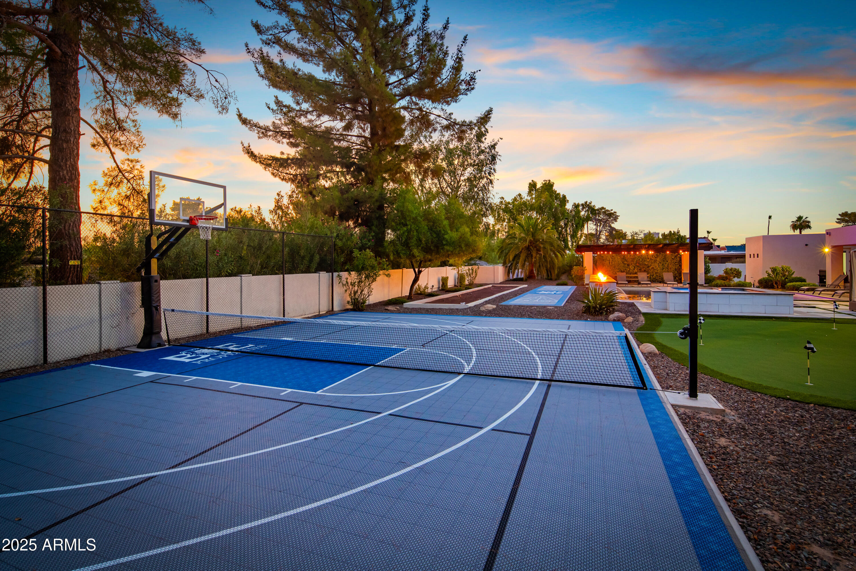 THUNDERBIRD EAST 3 - Residential