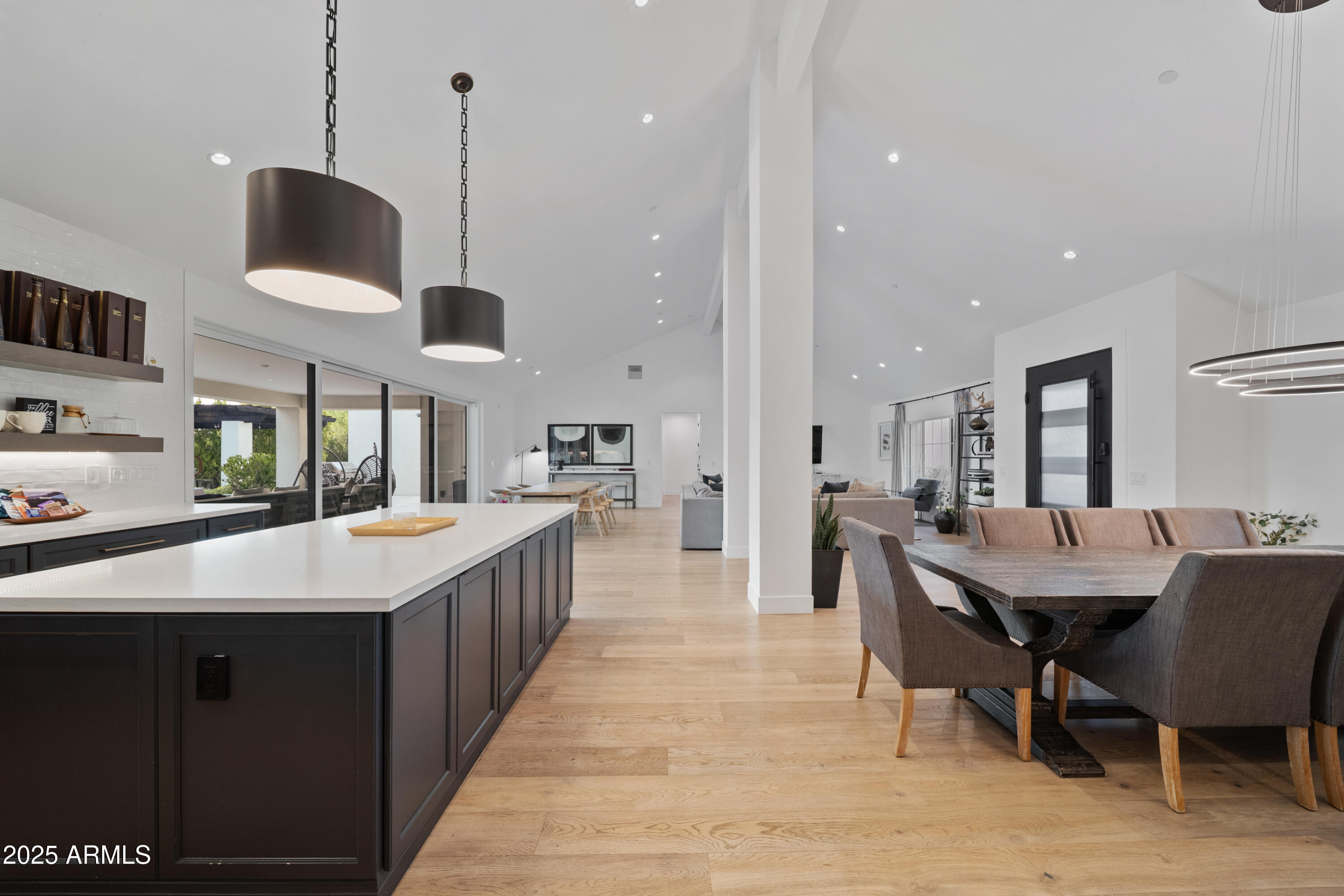 THUNDERBIRD EAST 3 - Residential