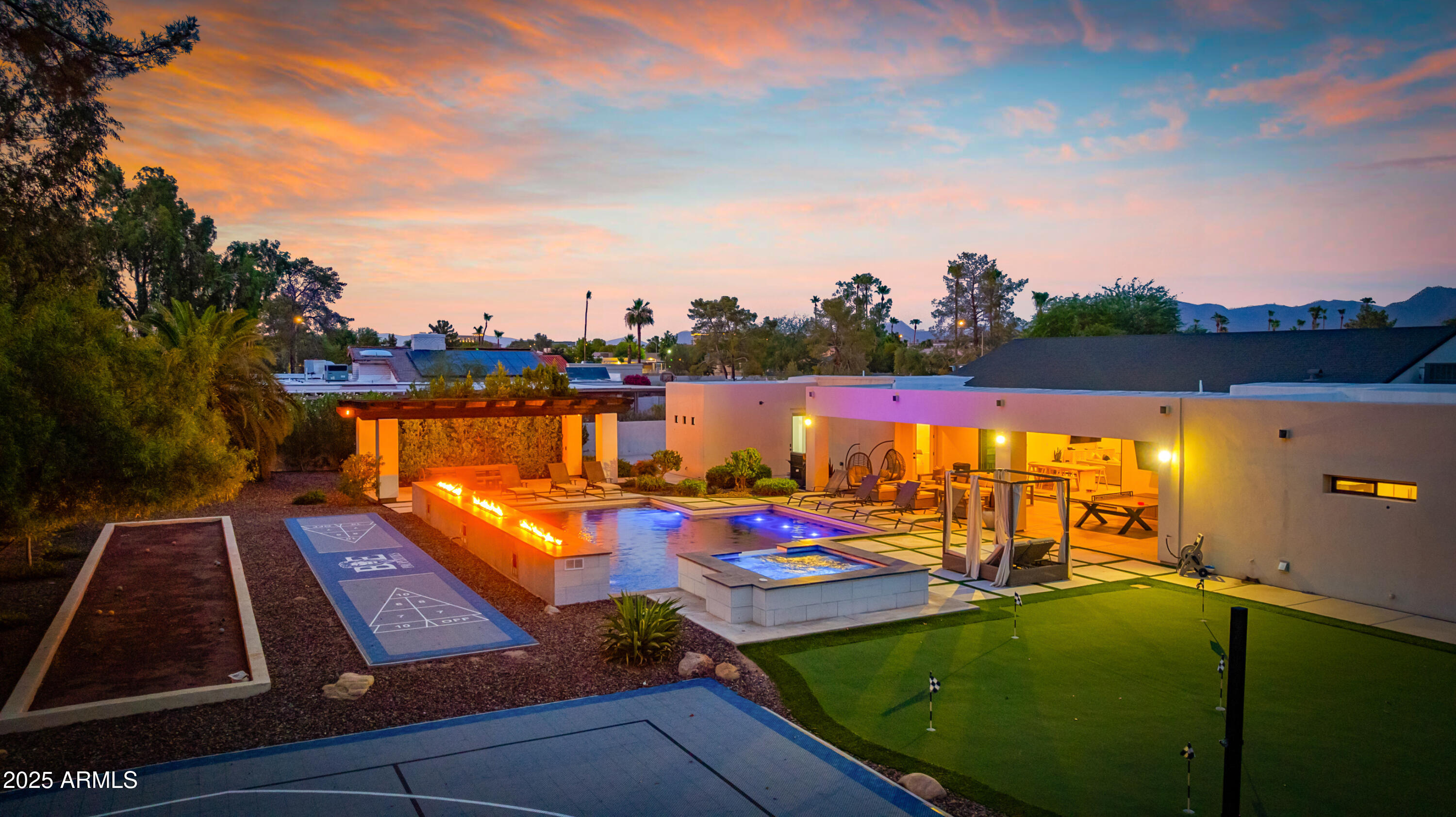 THUNDERBIRD EAST 3 - Residential