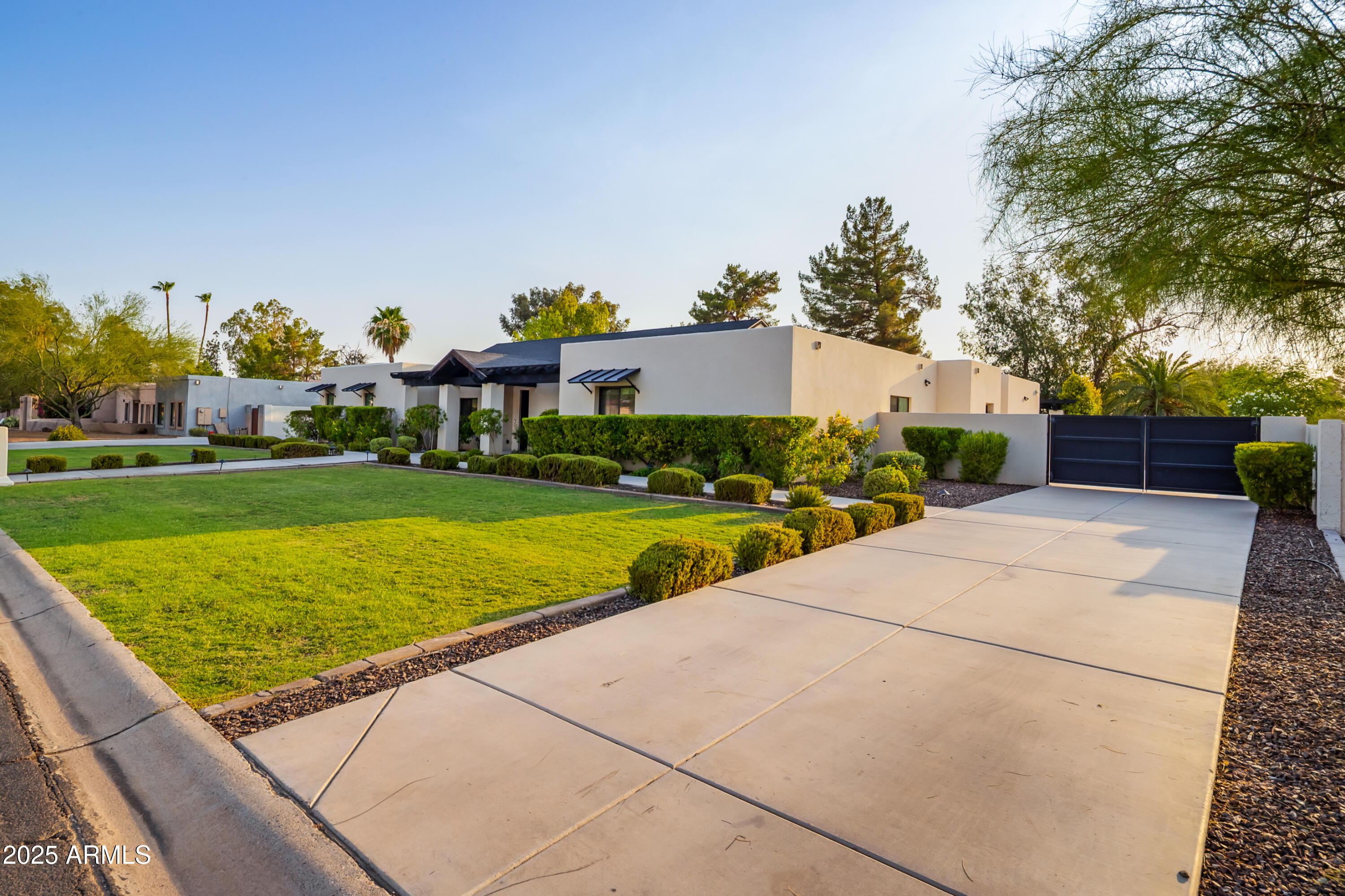 THUNDERBIRD EAST 3 - Residential