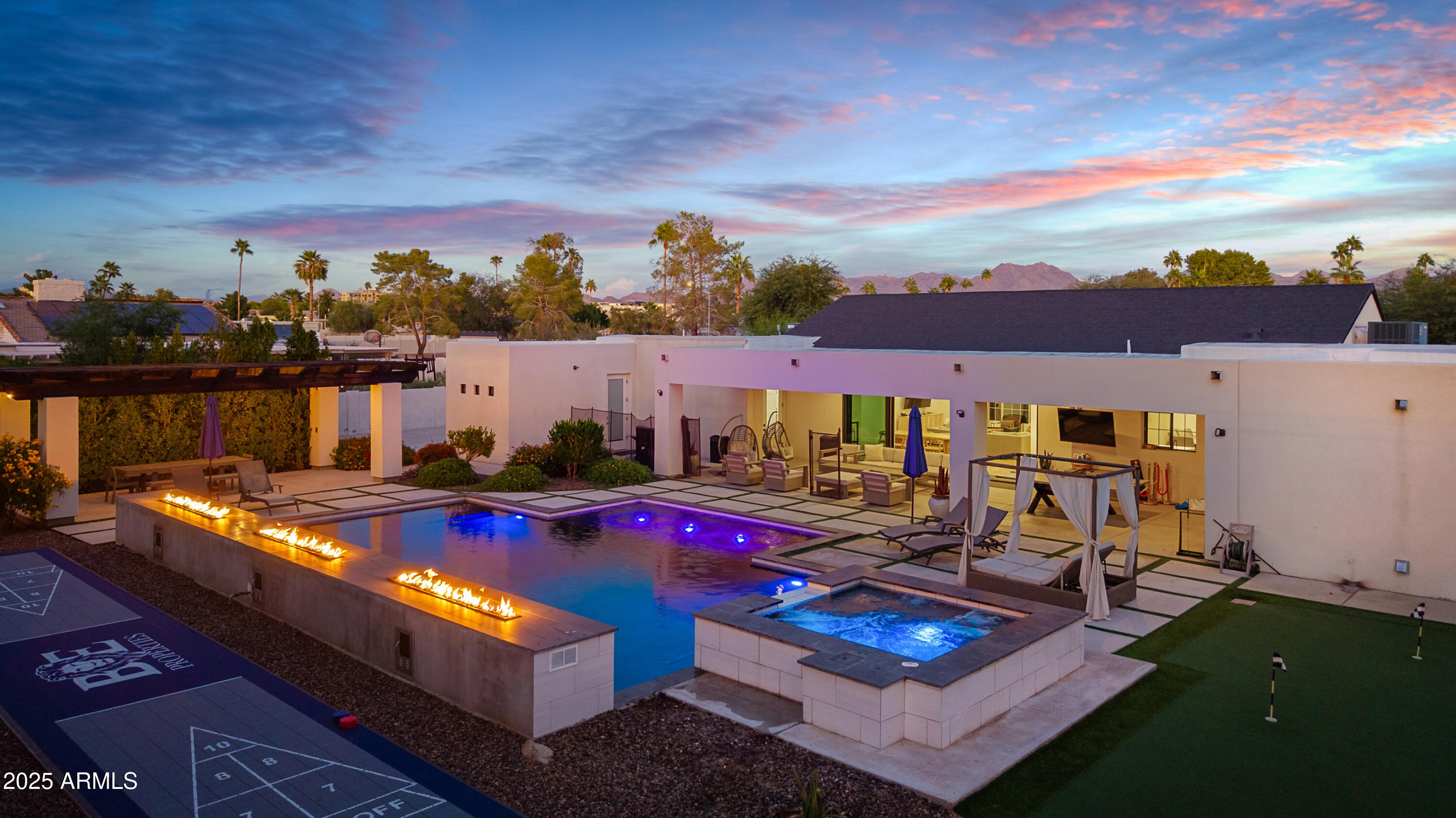 THUNDERBIRD EAST 3 - Residential