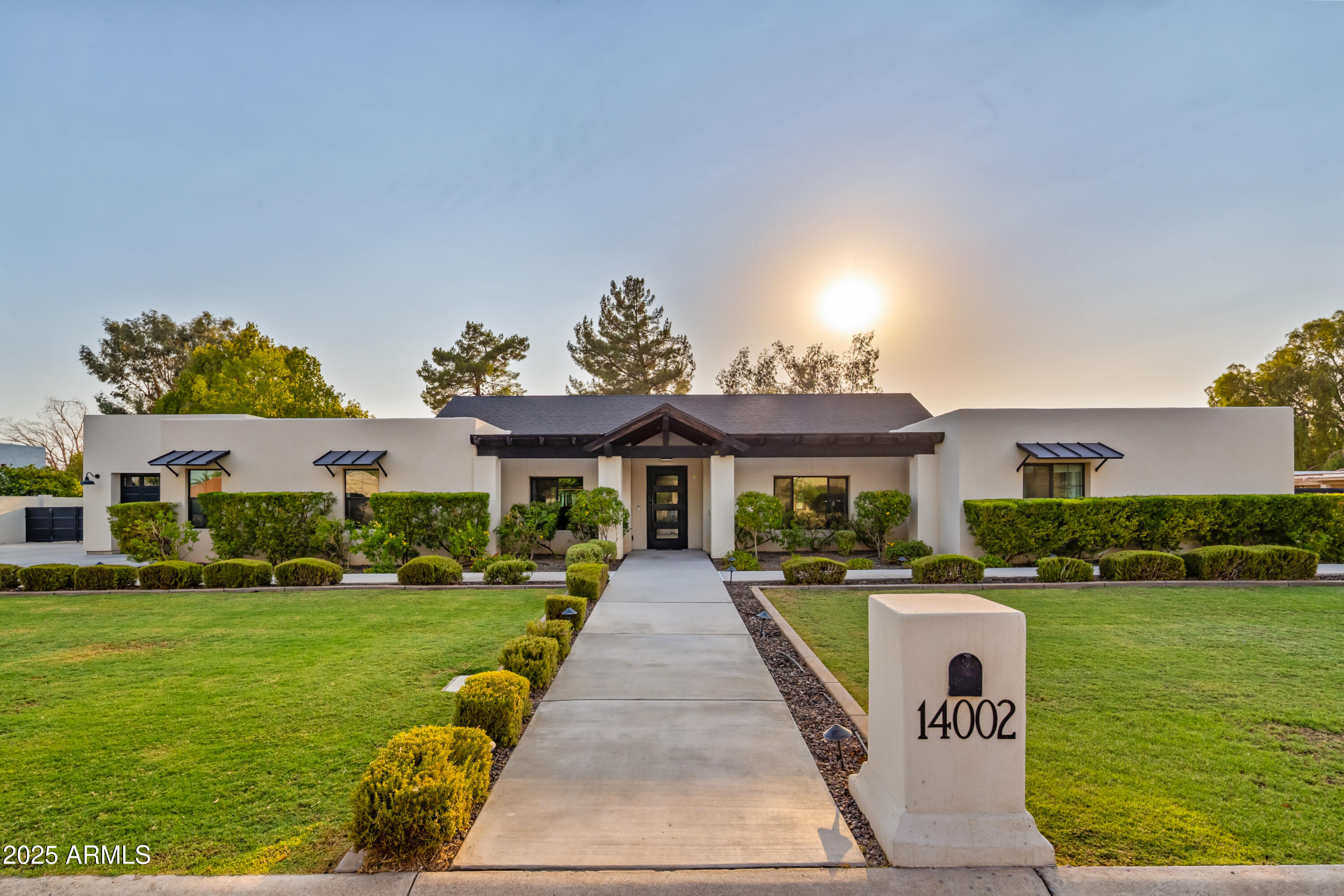 THUNDERBIRD EAST 3 - Residential