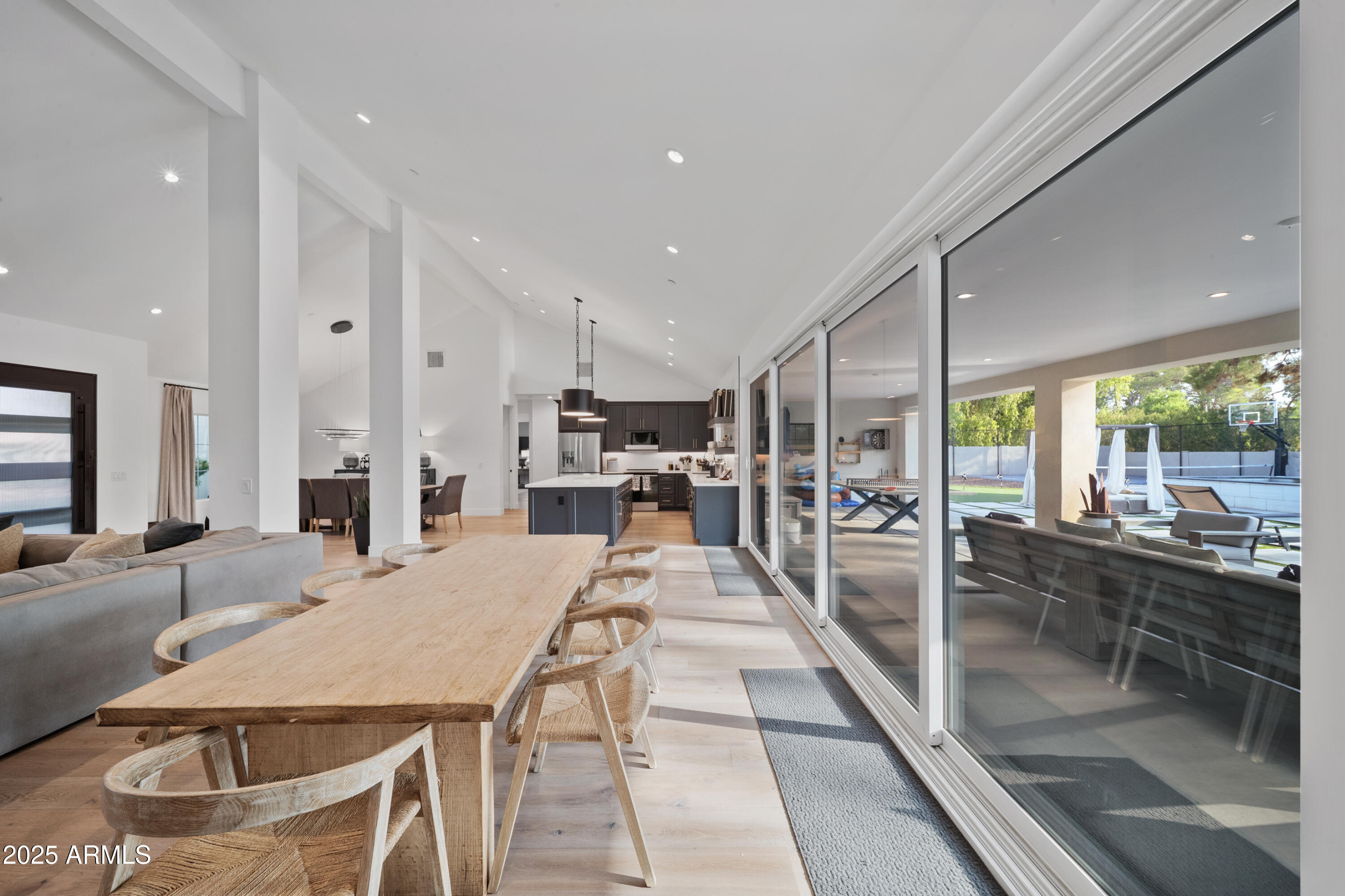 THUNDERBIRD EAST 3 - Residential