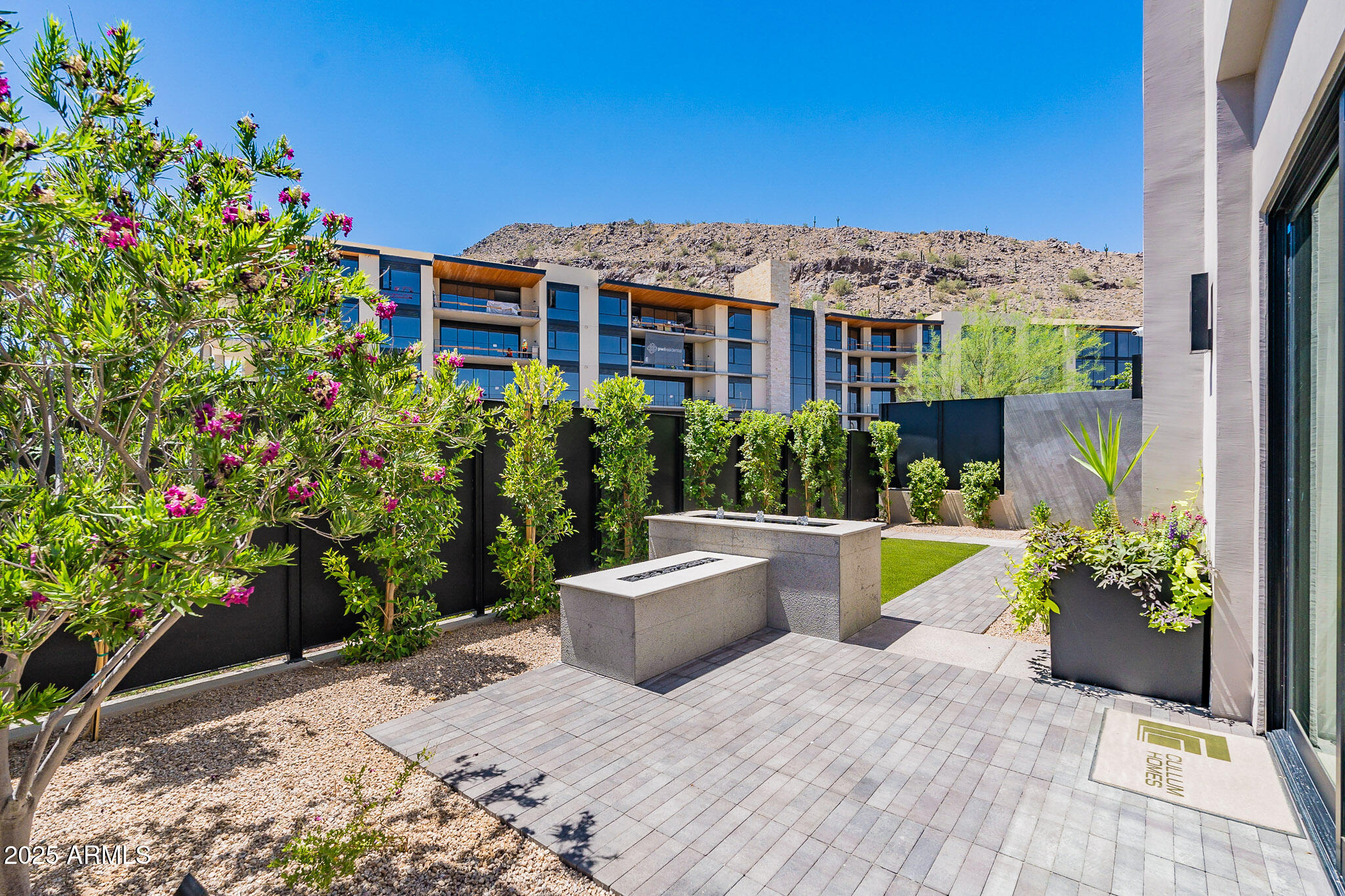 ASCENT AT THE PHOENICIAN THE ESTATES - Residential