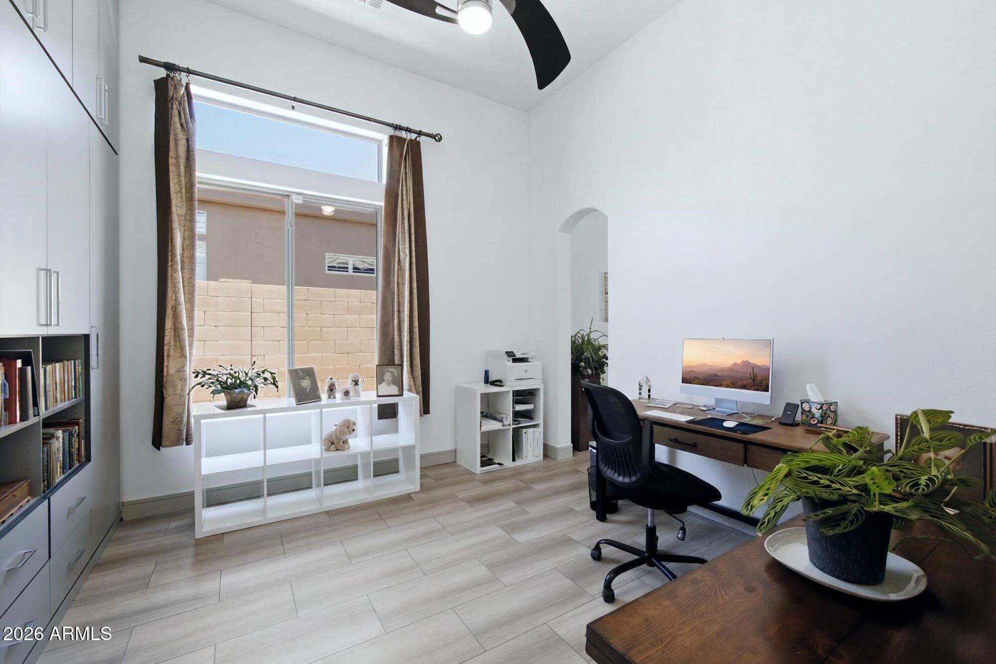 ANTHEM COUNTRY CLUB UNIT 42 - Residential