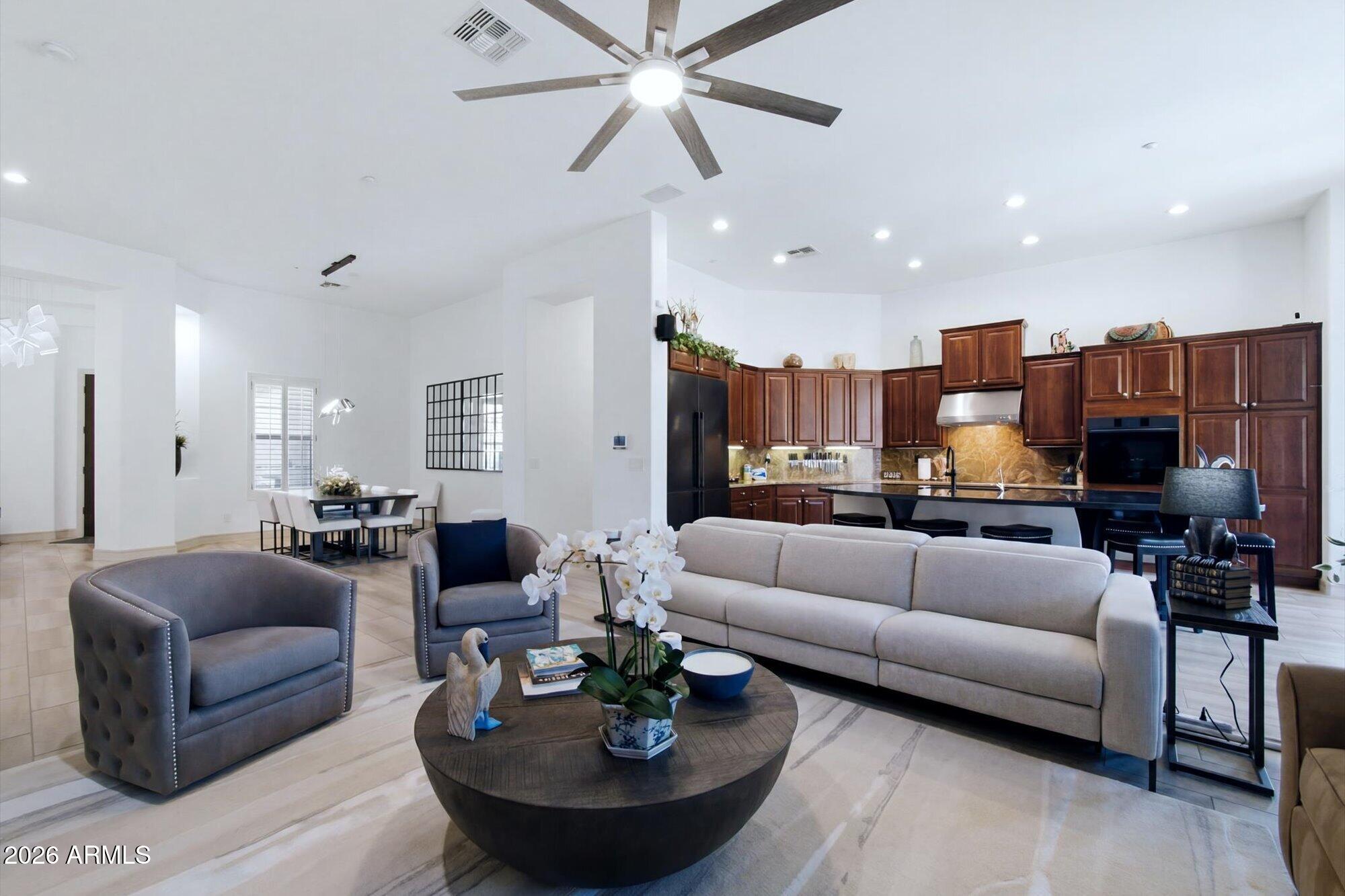 ANTHEM COUNTRY CLUB UNIT 42 - Residential