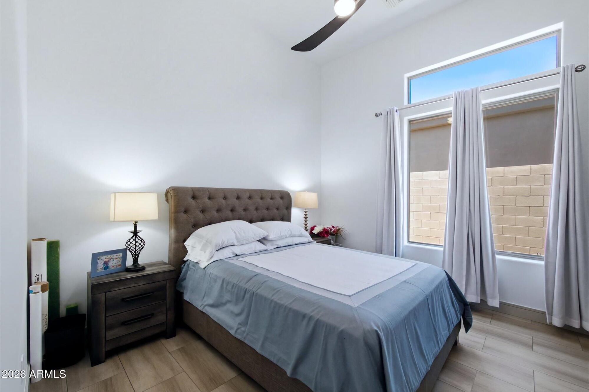 ANTHEM COUNTRY CLUB UNIT 42 - Residential