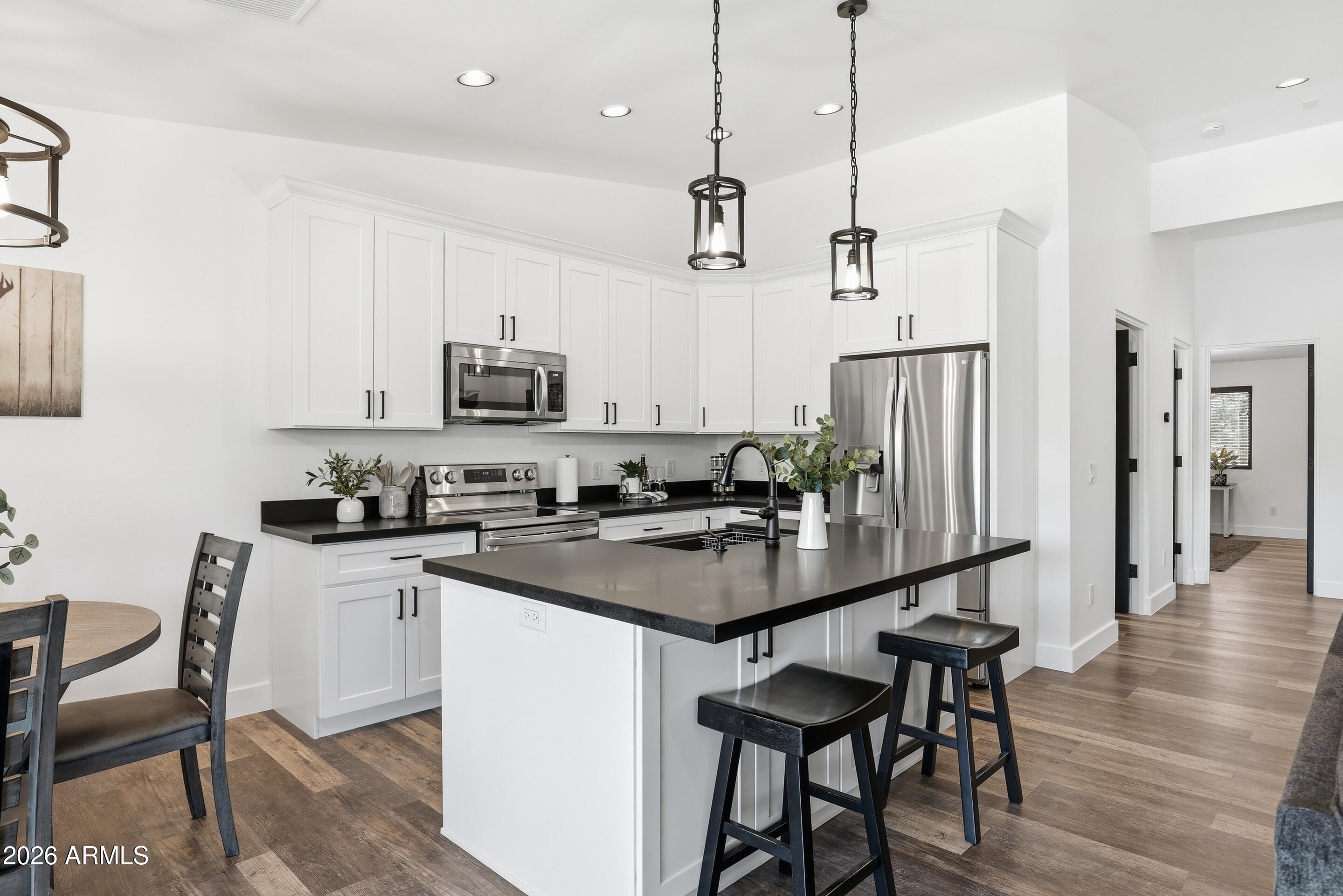 THE KNOLLS 2 - Residential