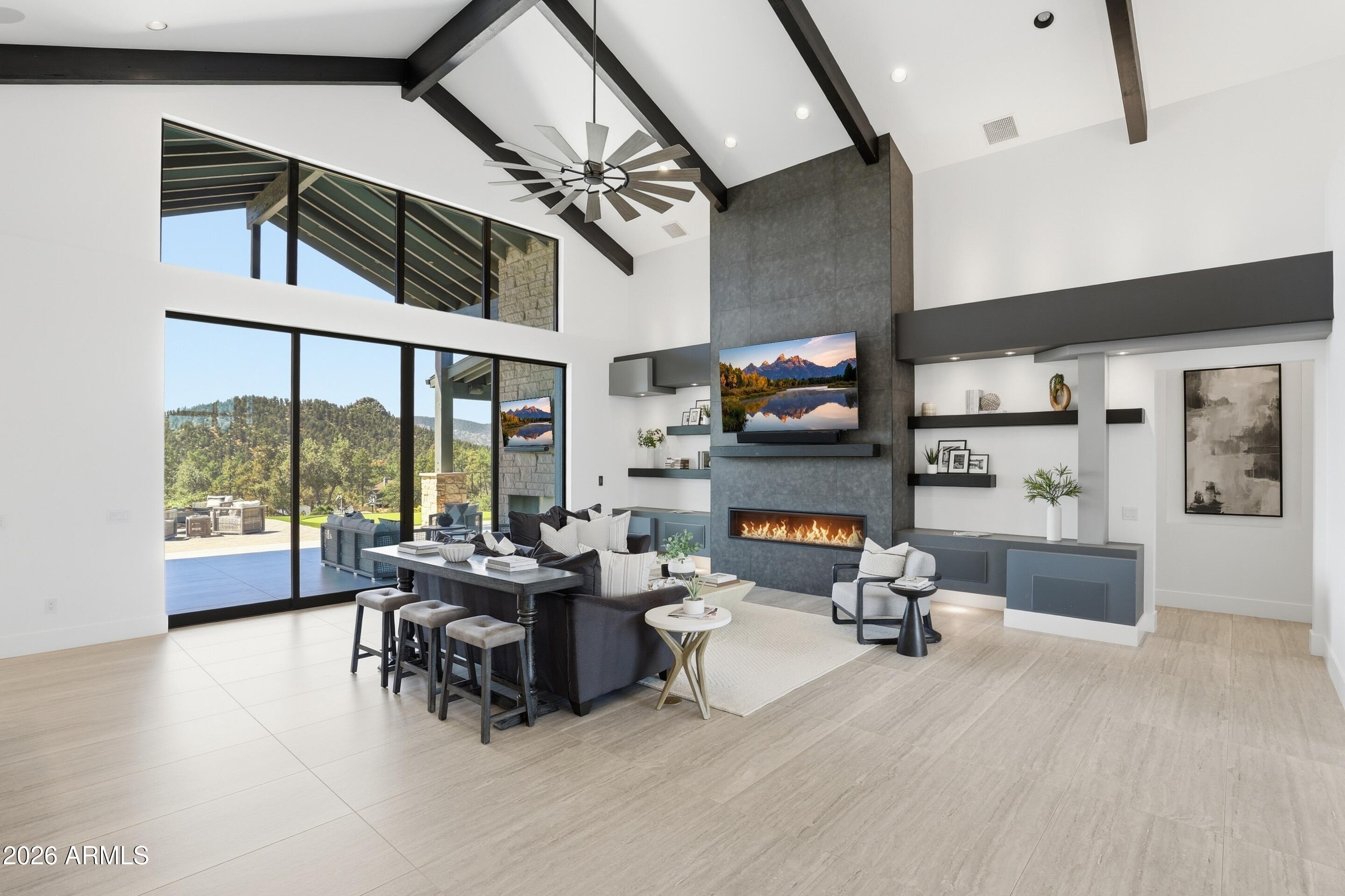 THE KNOLLS 2 - Residential