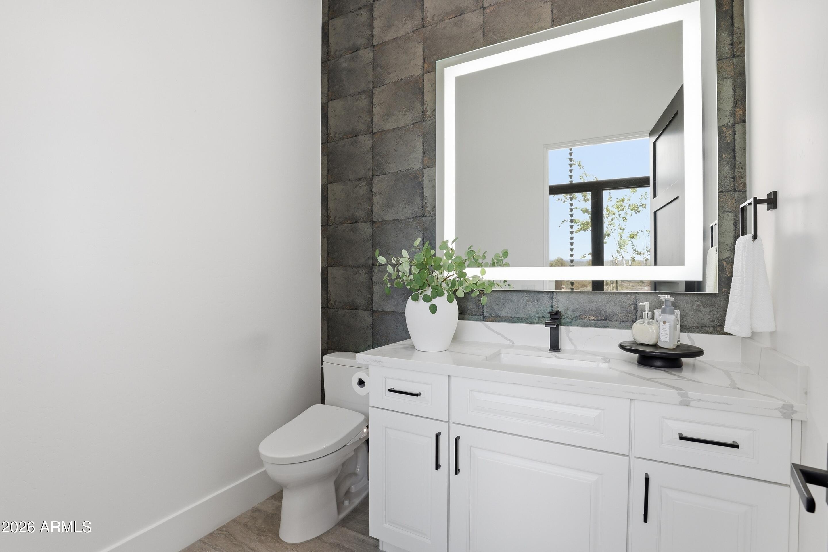 THE KNOLLS 2 - Residential