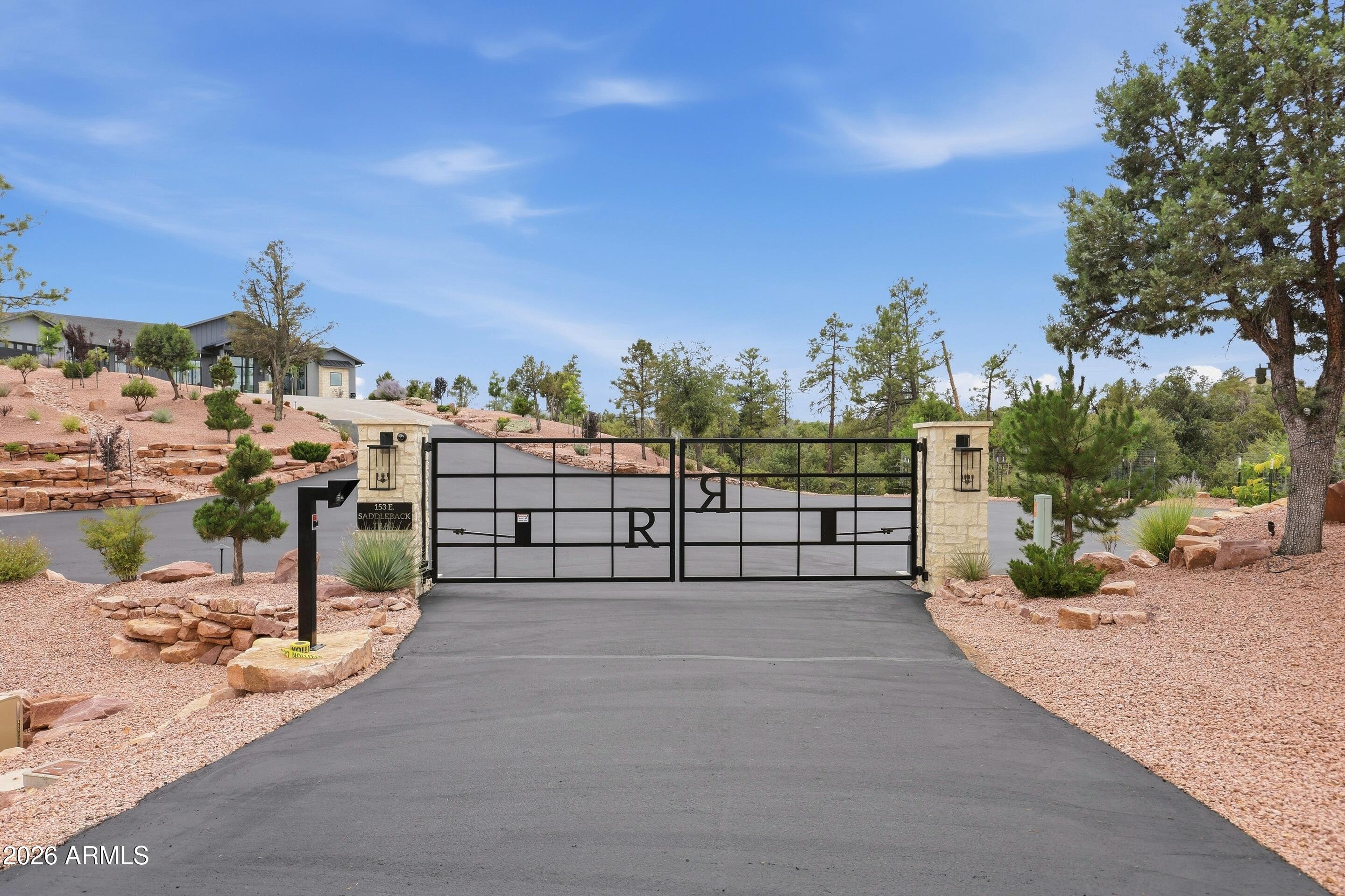 THE KNOLLS 2 - Residential