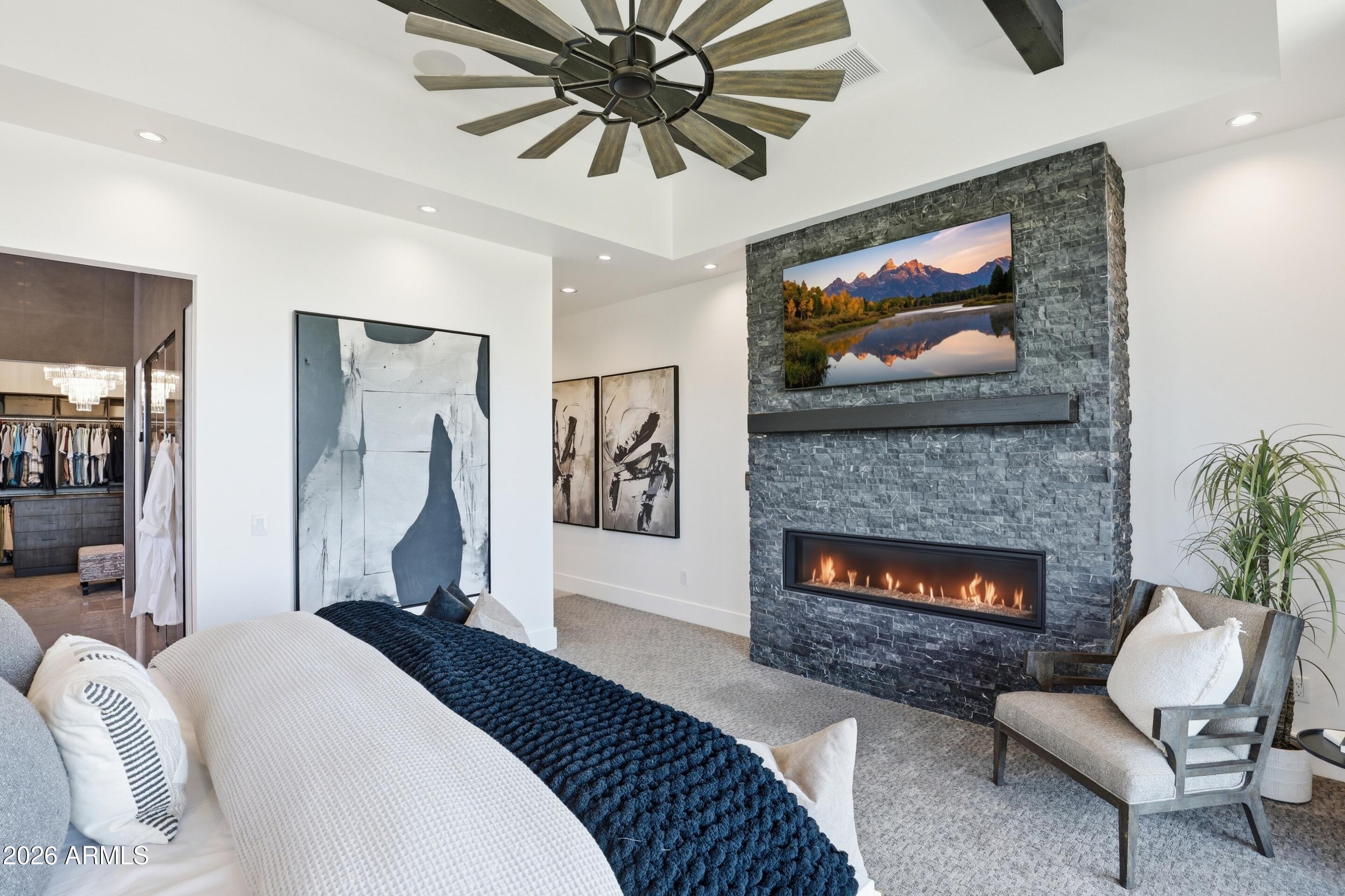 THE KNOLLS 2 - Residential