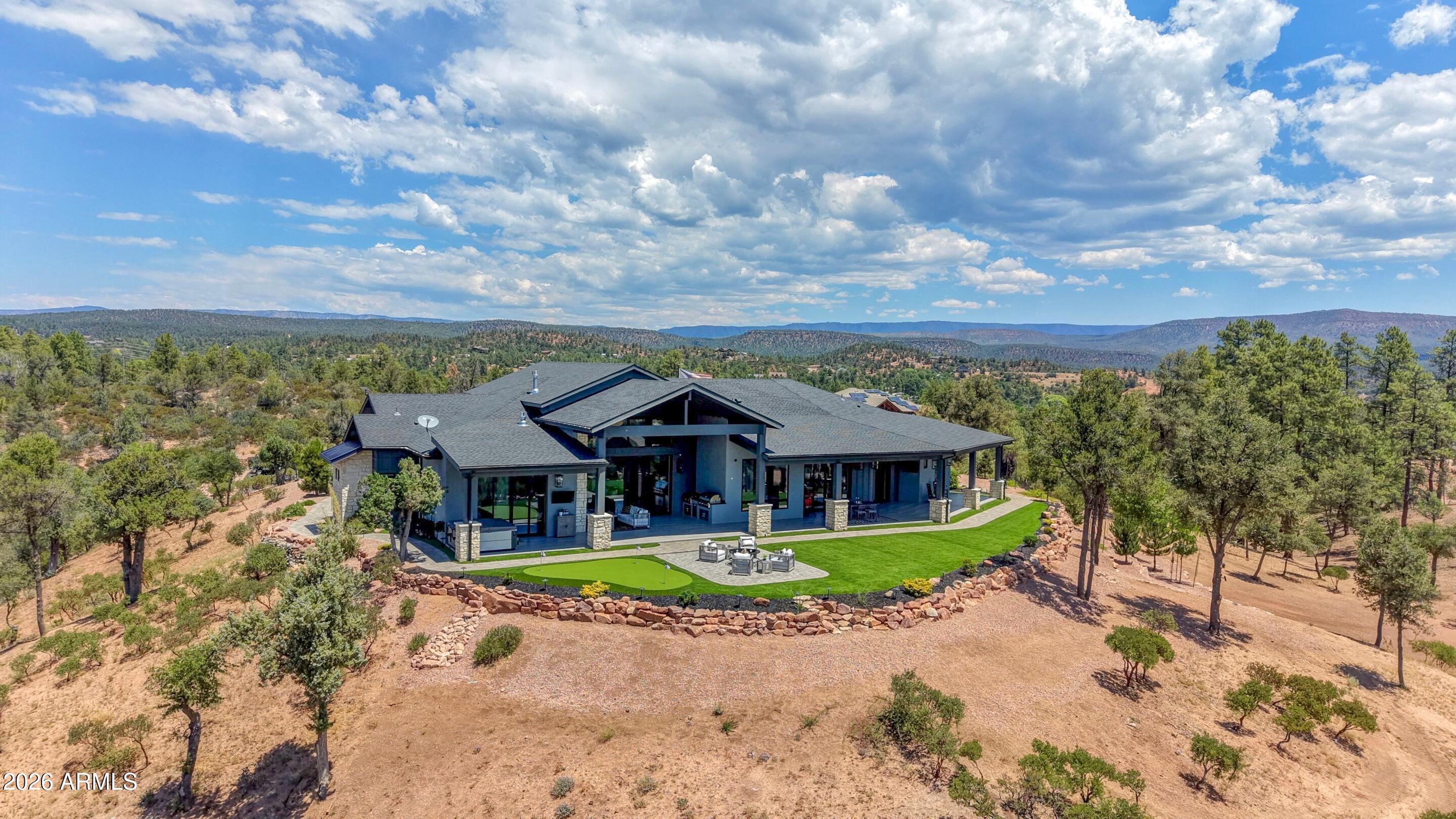 THE KNOLLS 2 - Residential