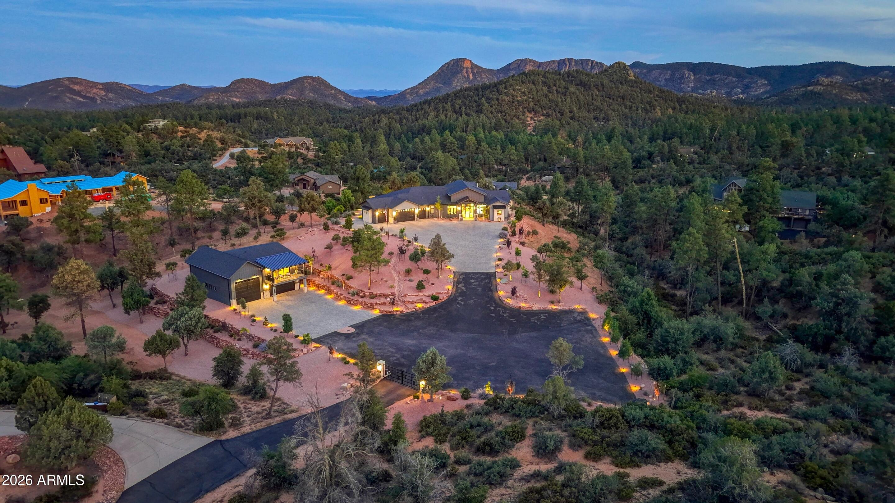 THE KNOLLS 2 - Residential