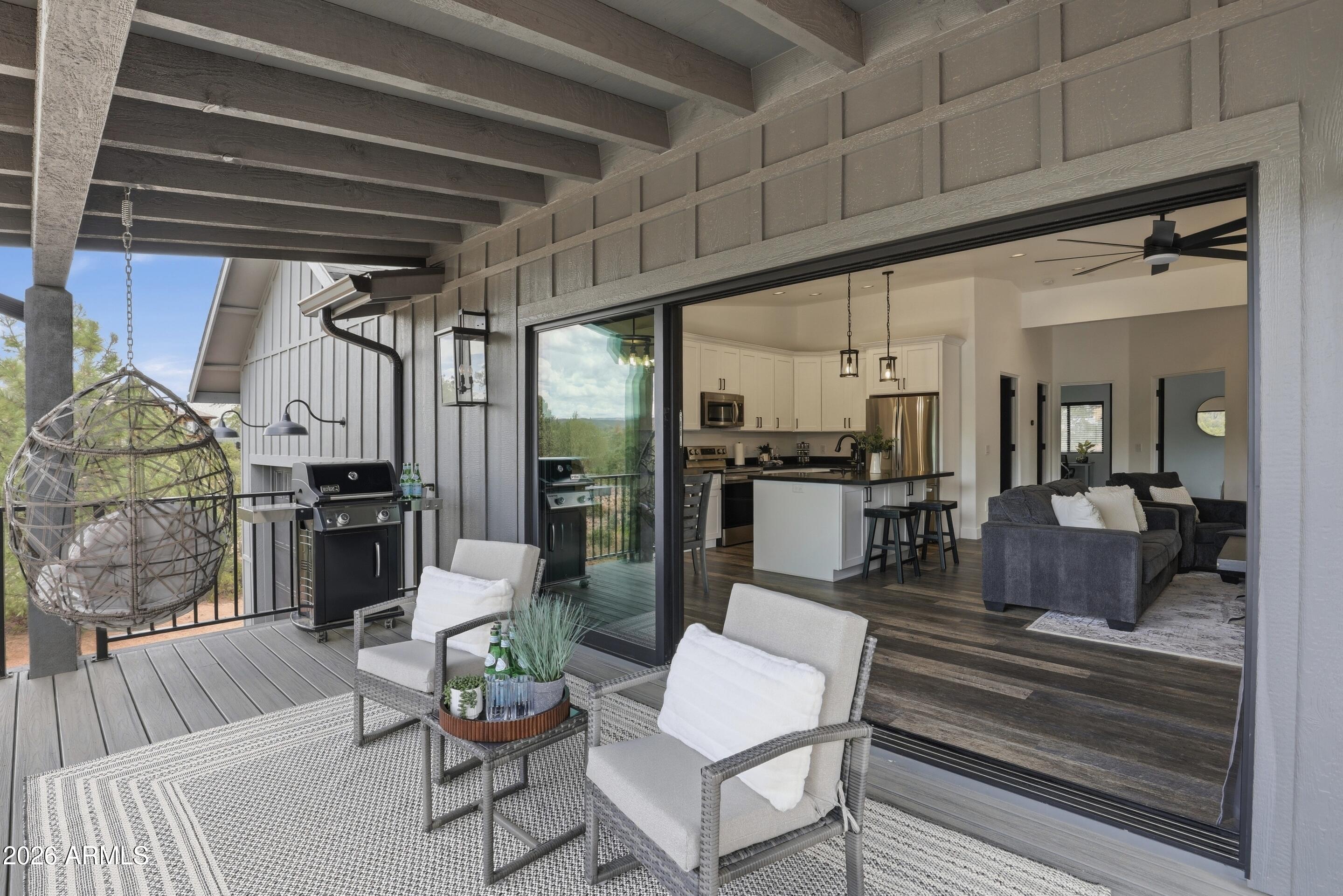 THE KNOLLS 2 - Residential