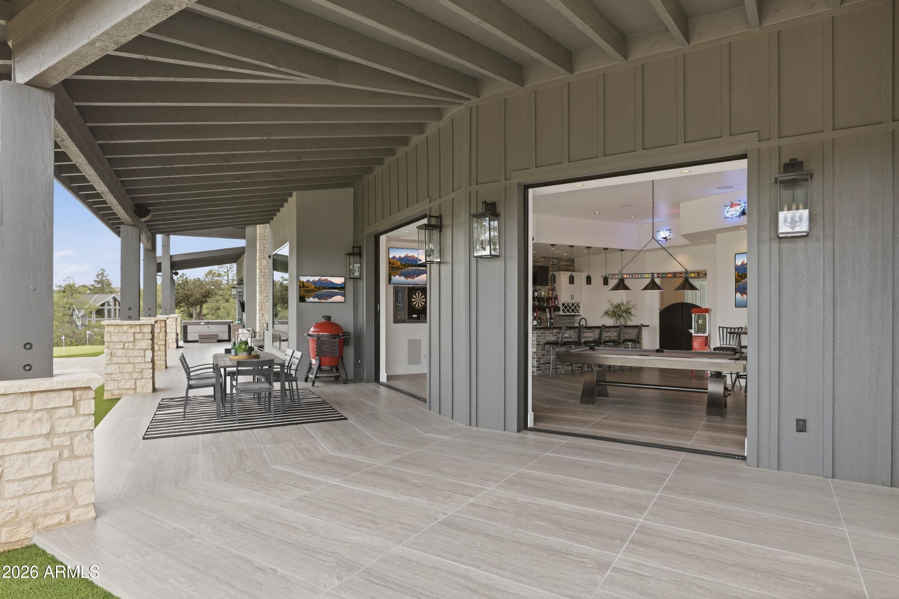THE KNOLLS 2 - Residential