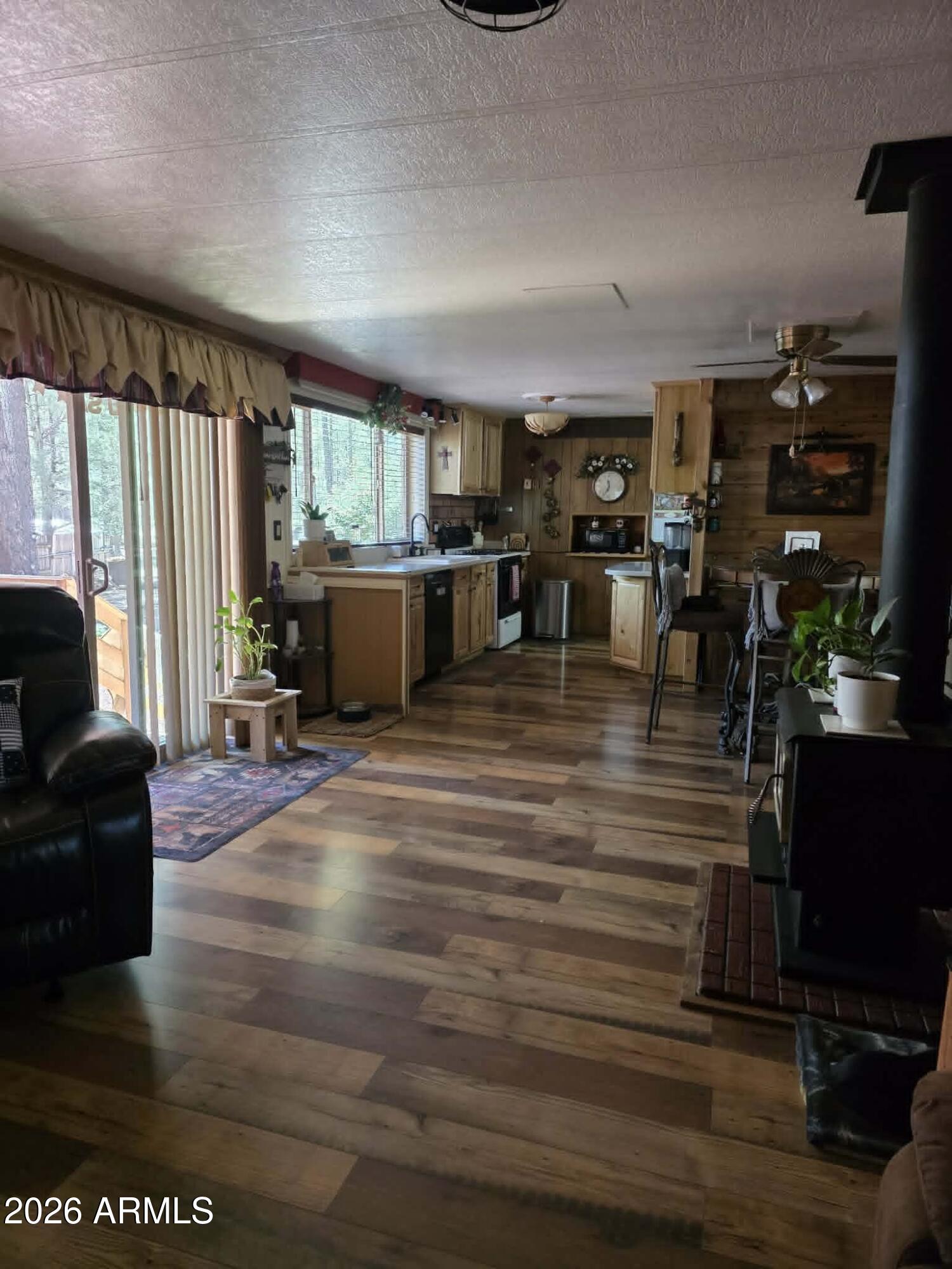 Summer Pines #1 Lot 19 1980 Monterrey 14x66 VIN# CAV800079 2007-30185 - Residential