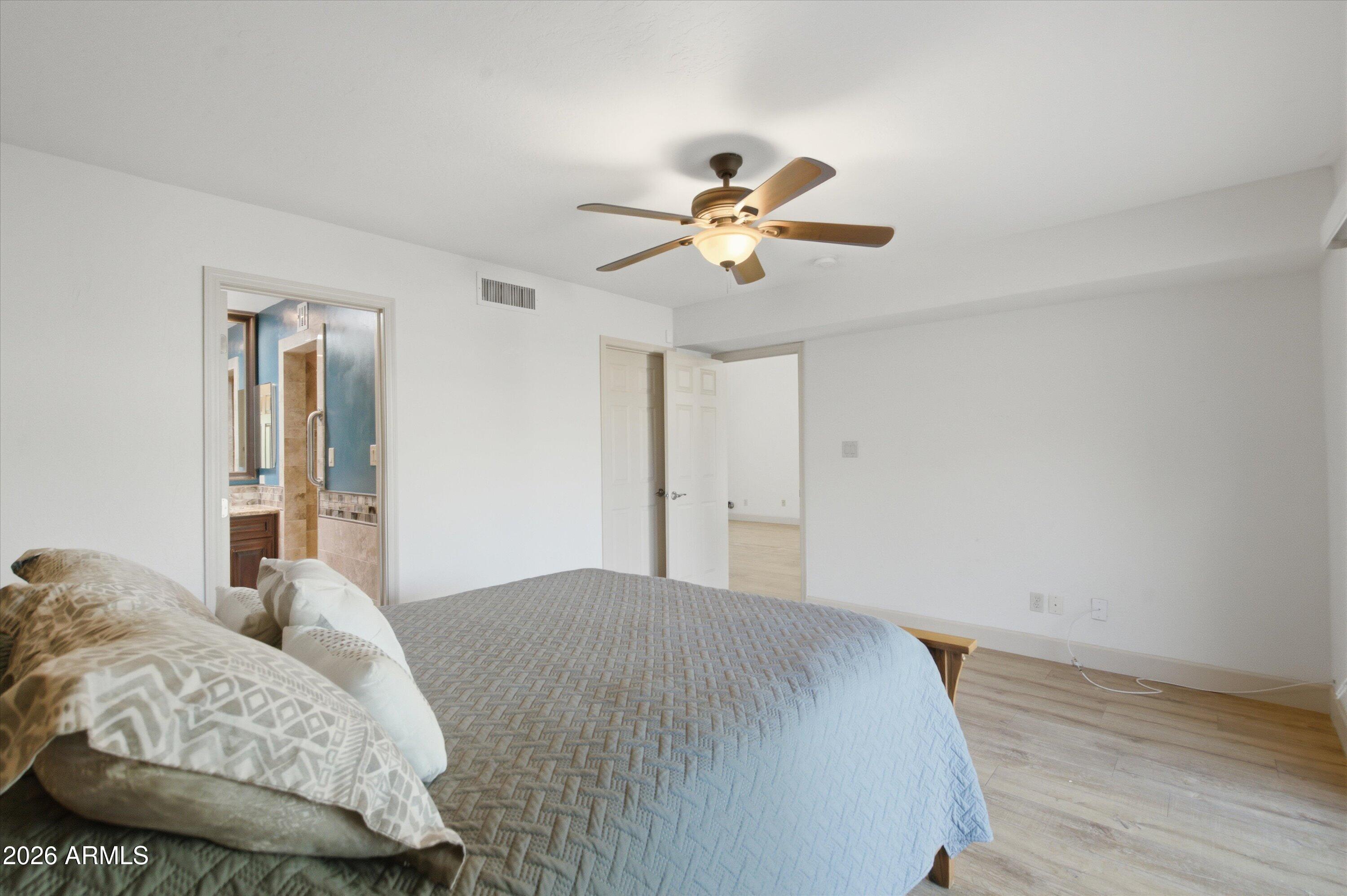 VILLA DEL ORO UNIT 2 - Residential