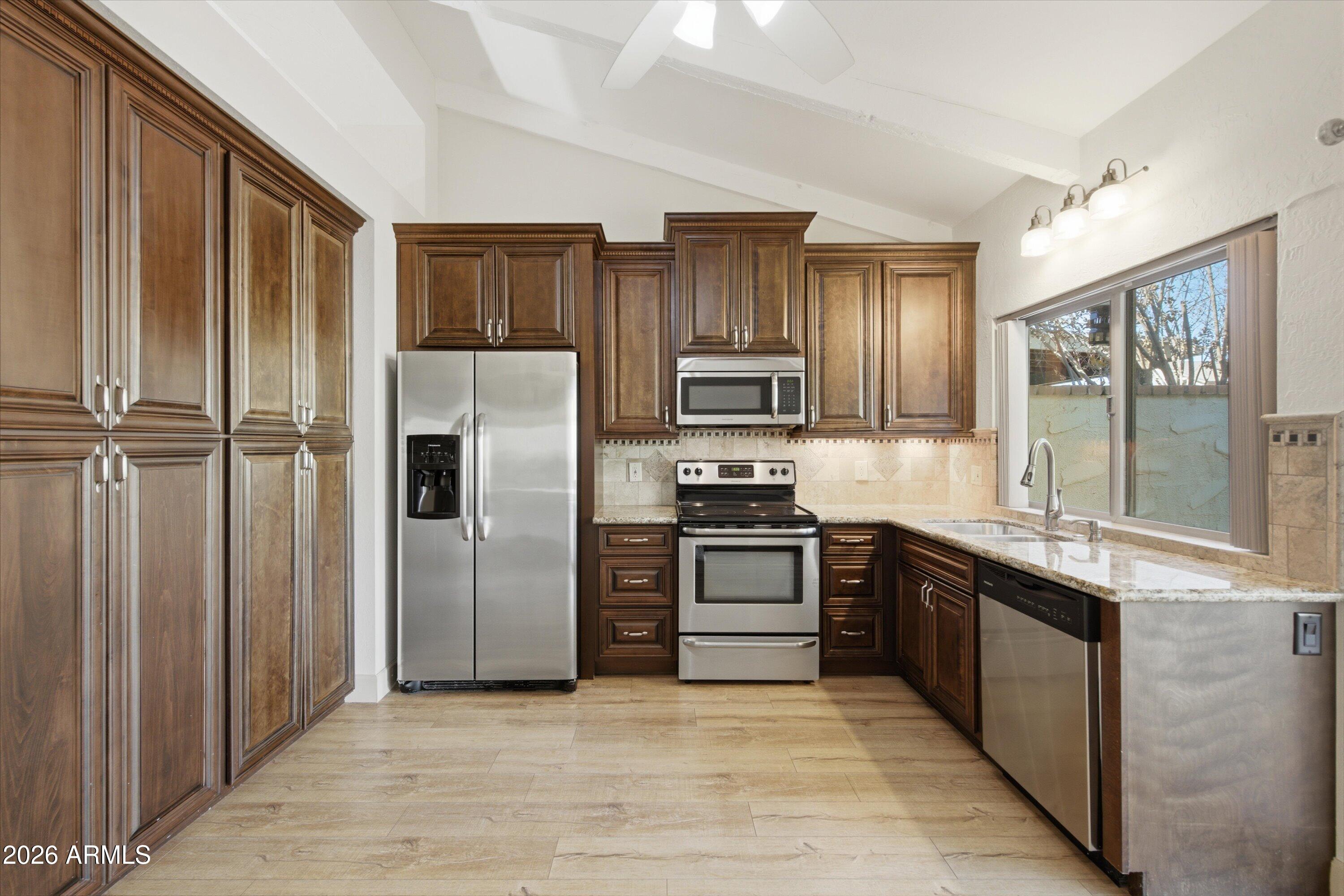VILLA DEL ORO UNIT 2 - Residential