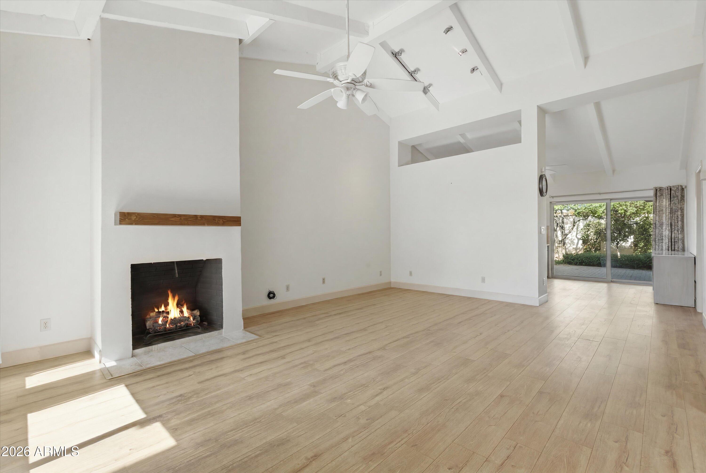 VILLA DEL ORO UNIT 2 - Residential