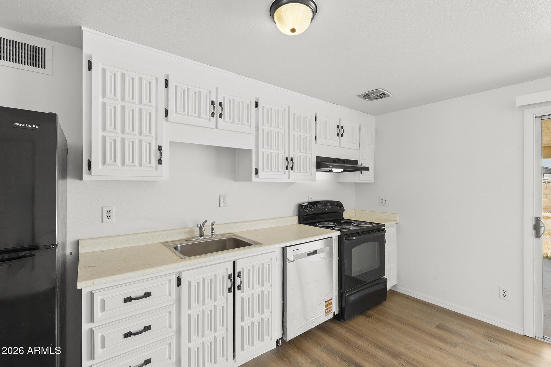 MARYVALE TERRACE NO. 41 - Residential