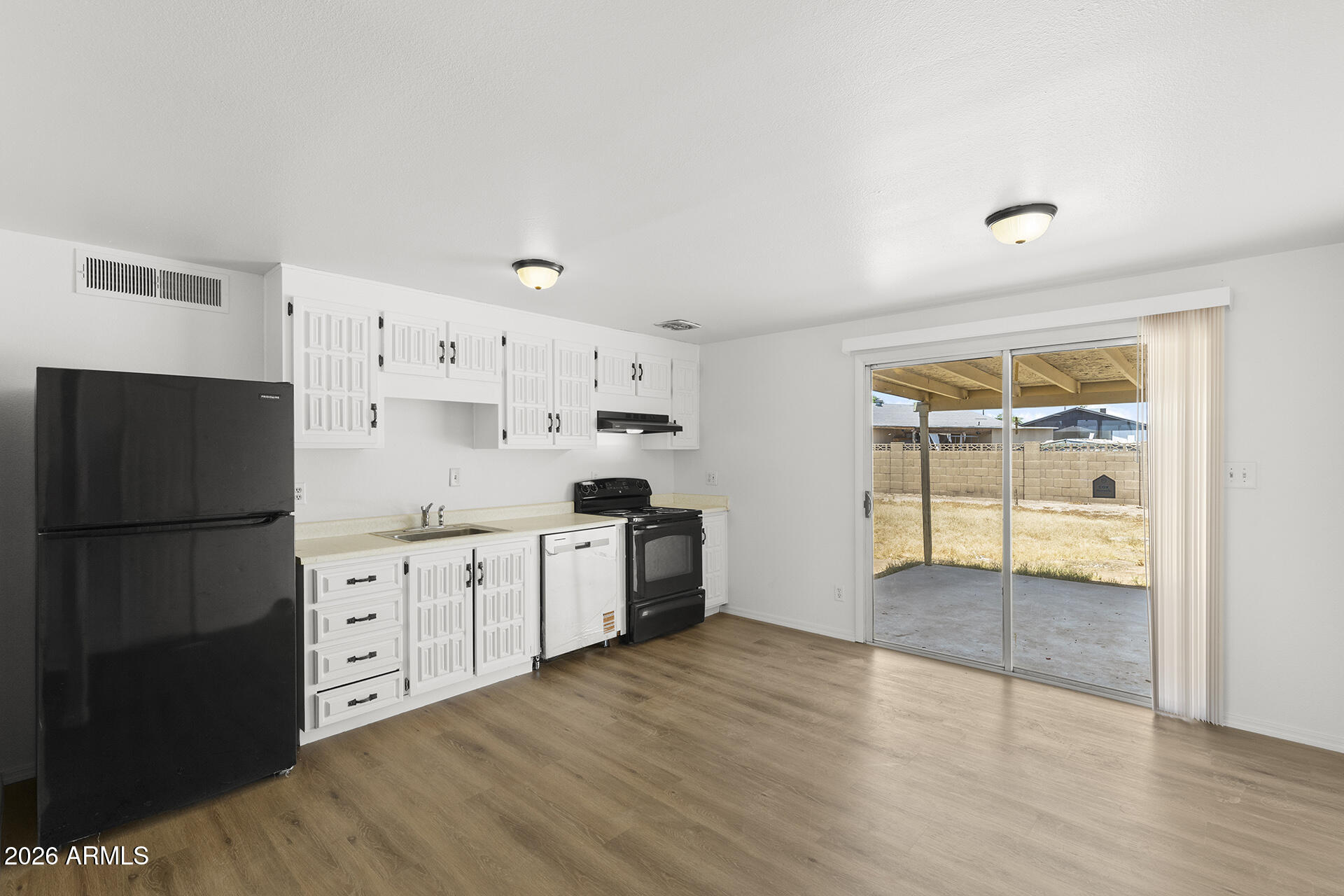 MARYVALE TERRACE NO. 41 - Residential