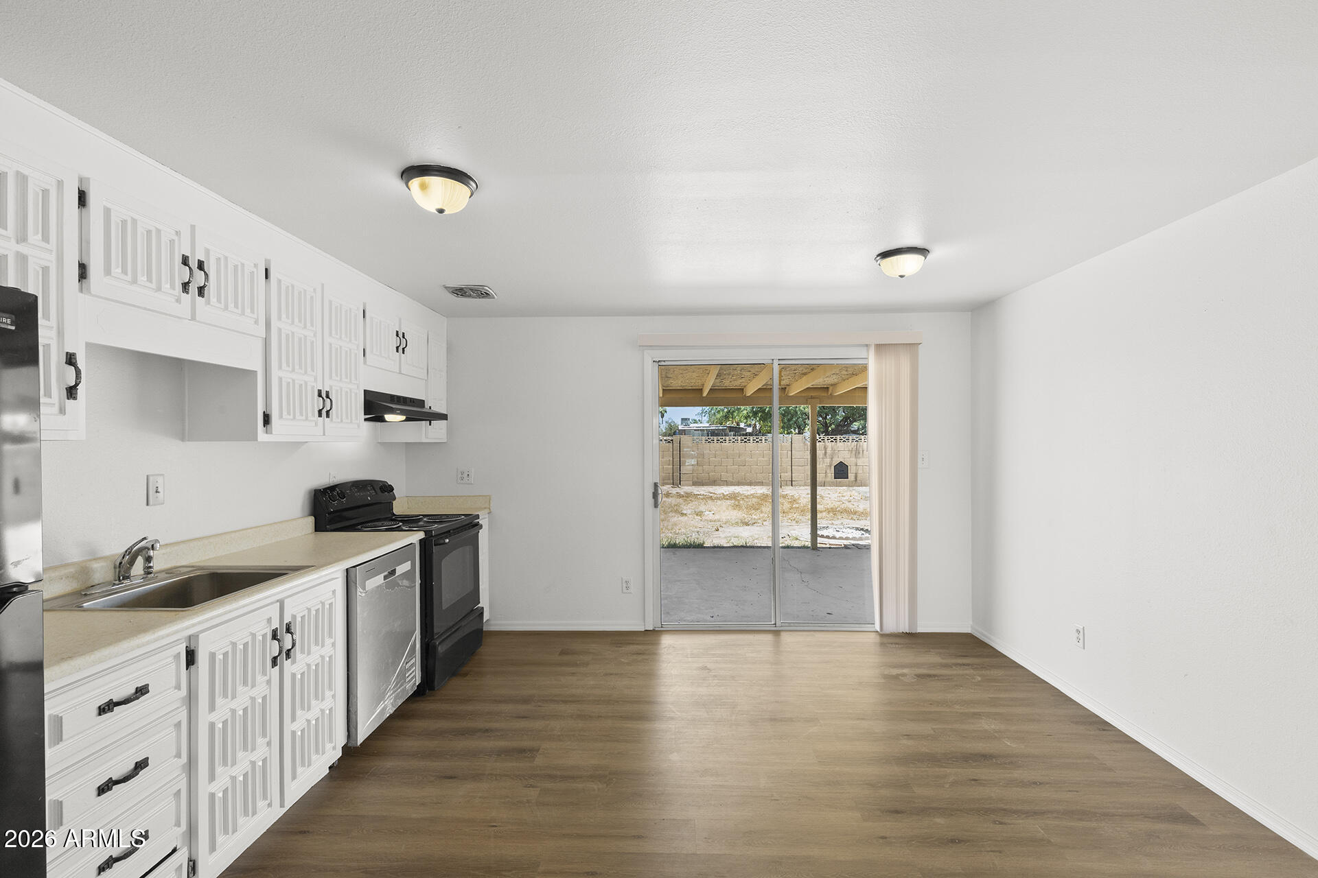MARYVALE TERRACE NO. 41 - Residential