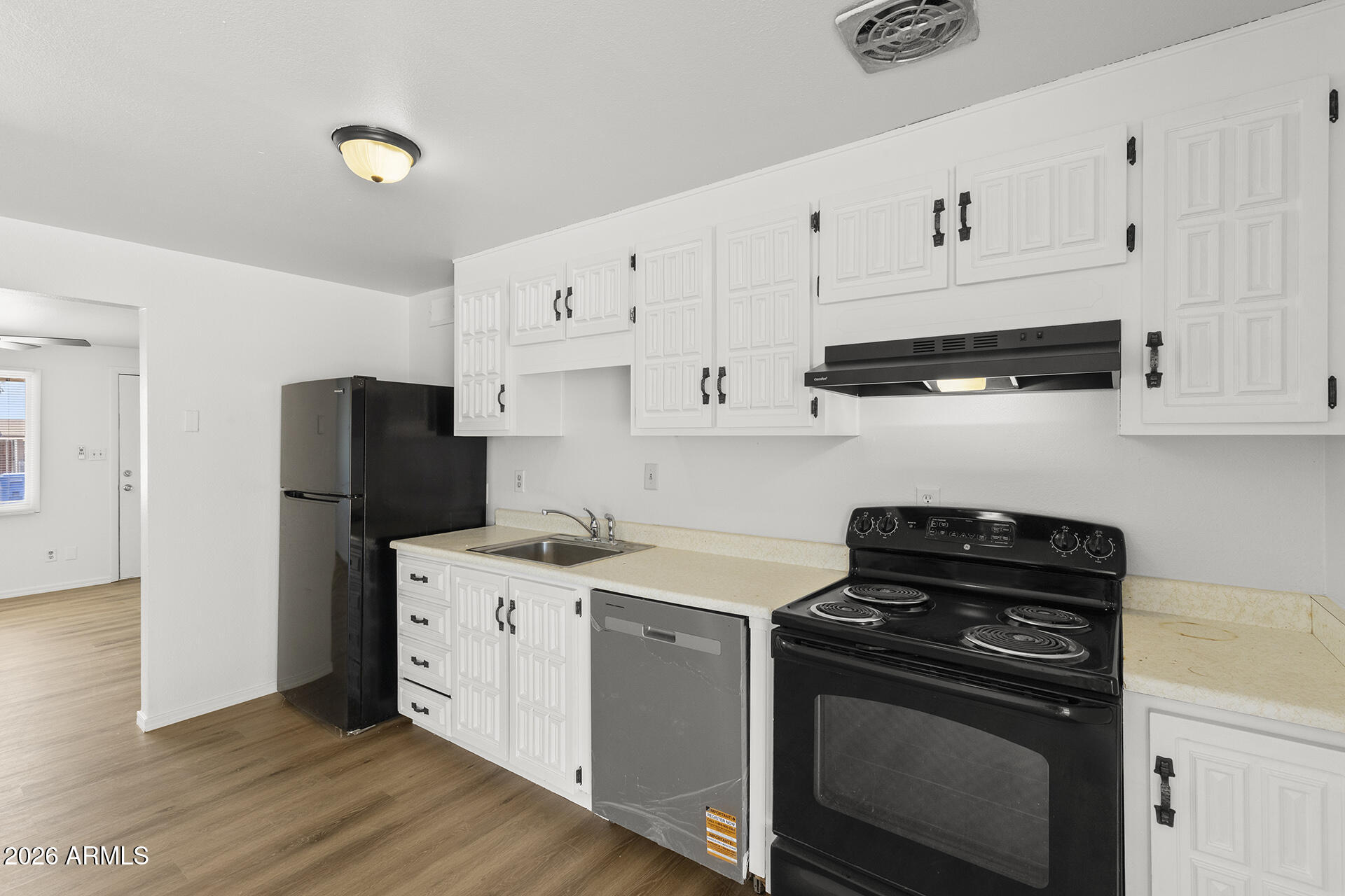 MARYVALE TERRACE NO. 41 - Residential