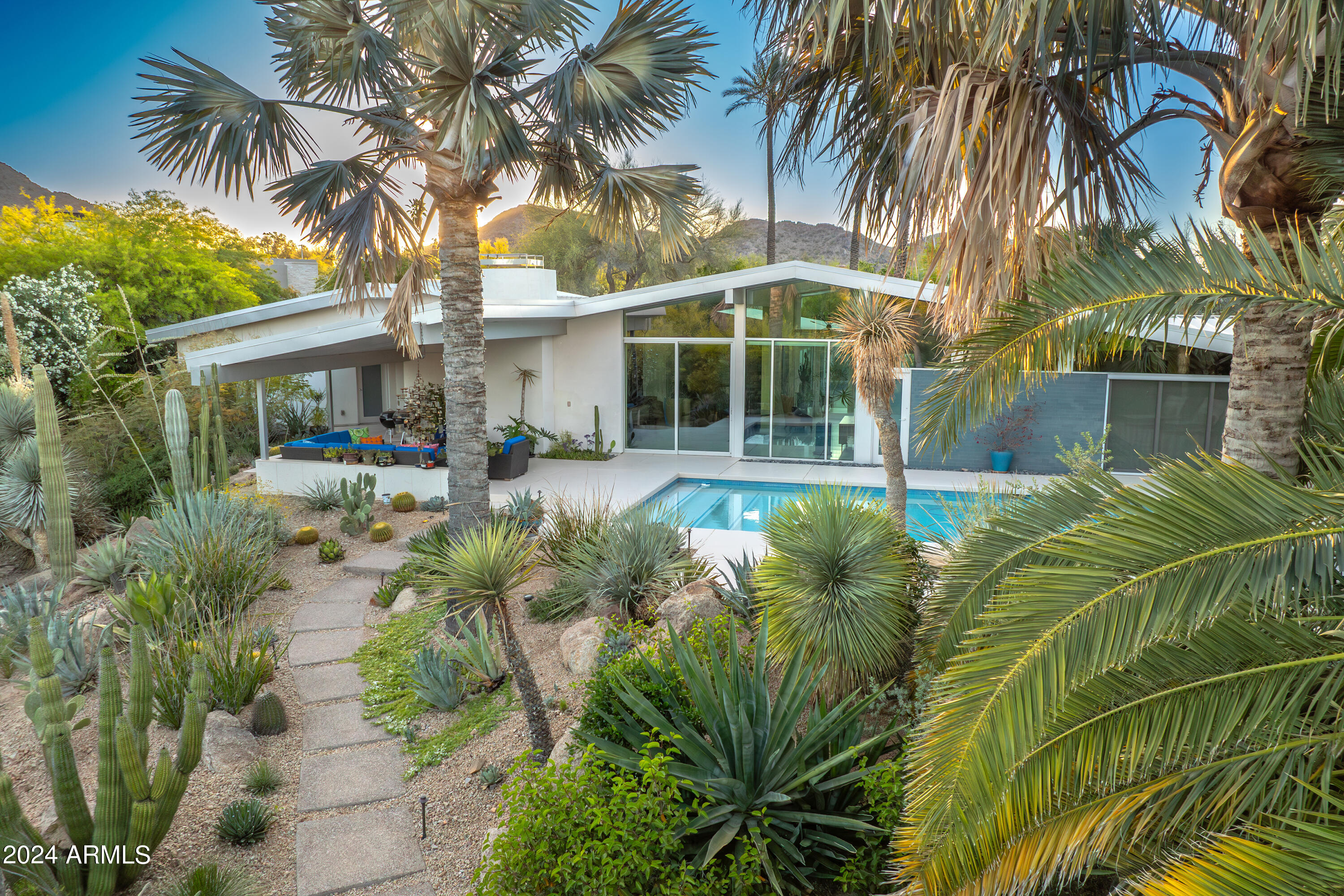 VISTA LINDA - Residential