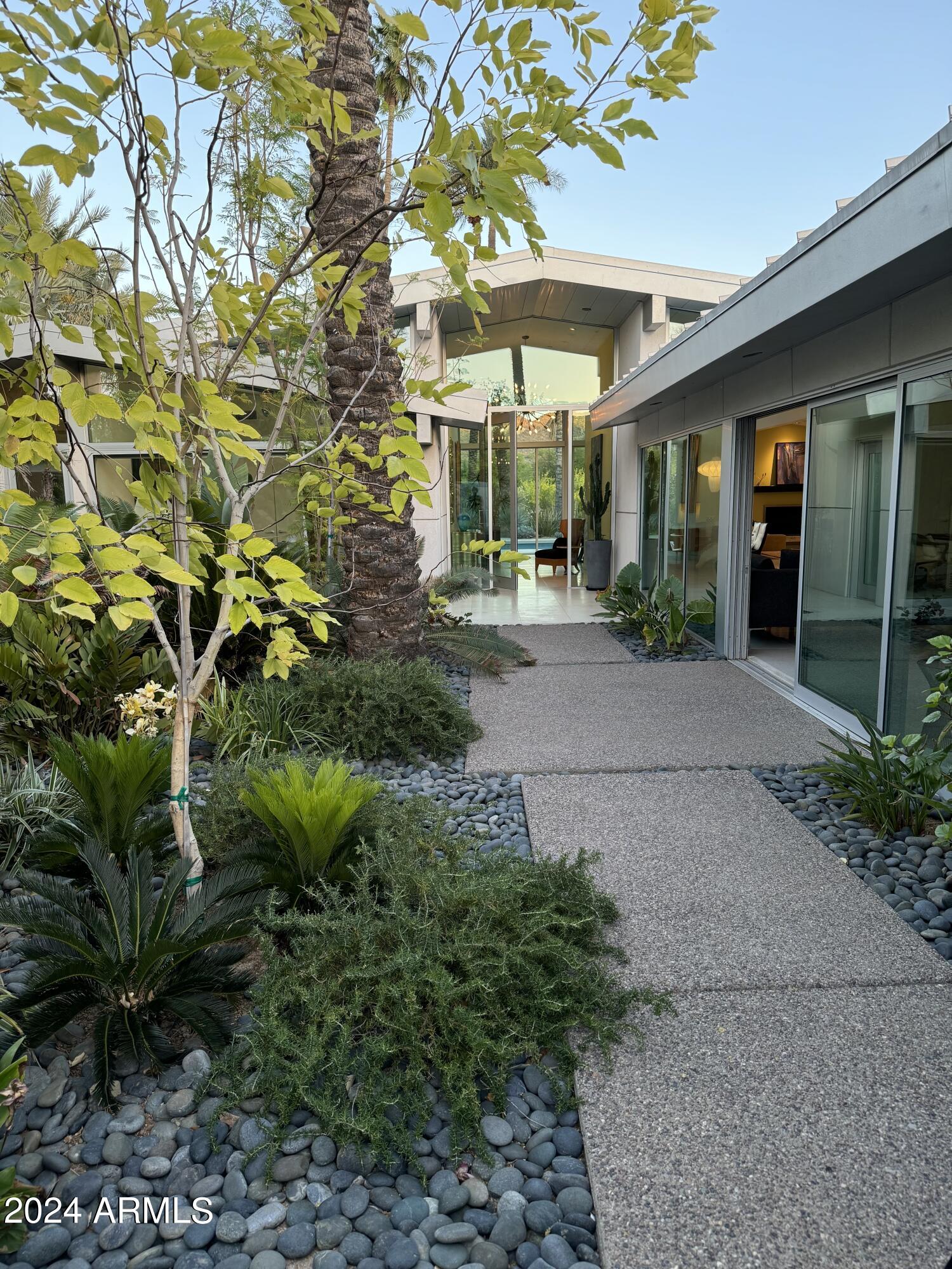 VISTA LINDA - Residential