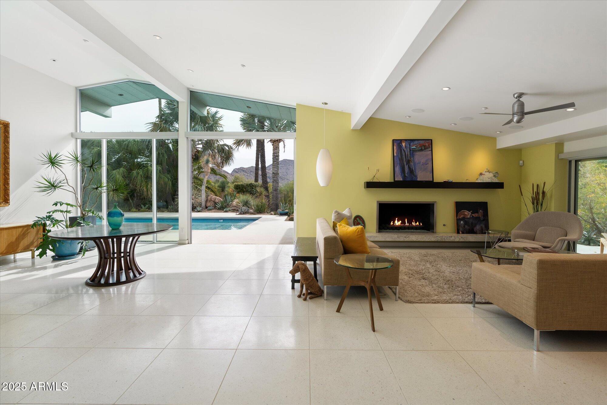 VISTA LINDA - Residential