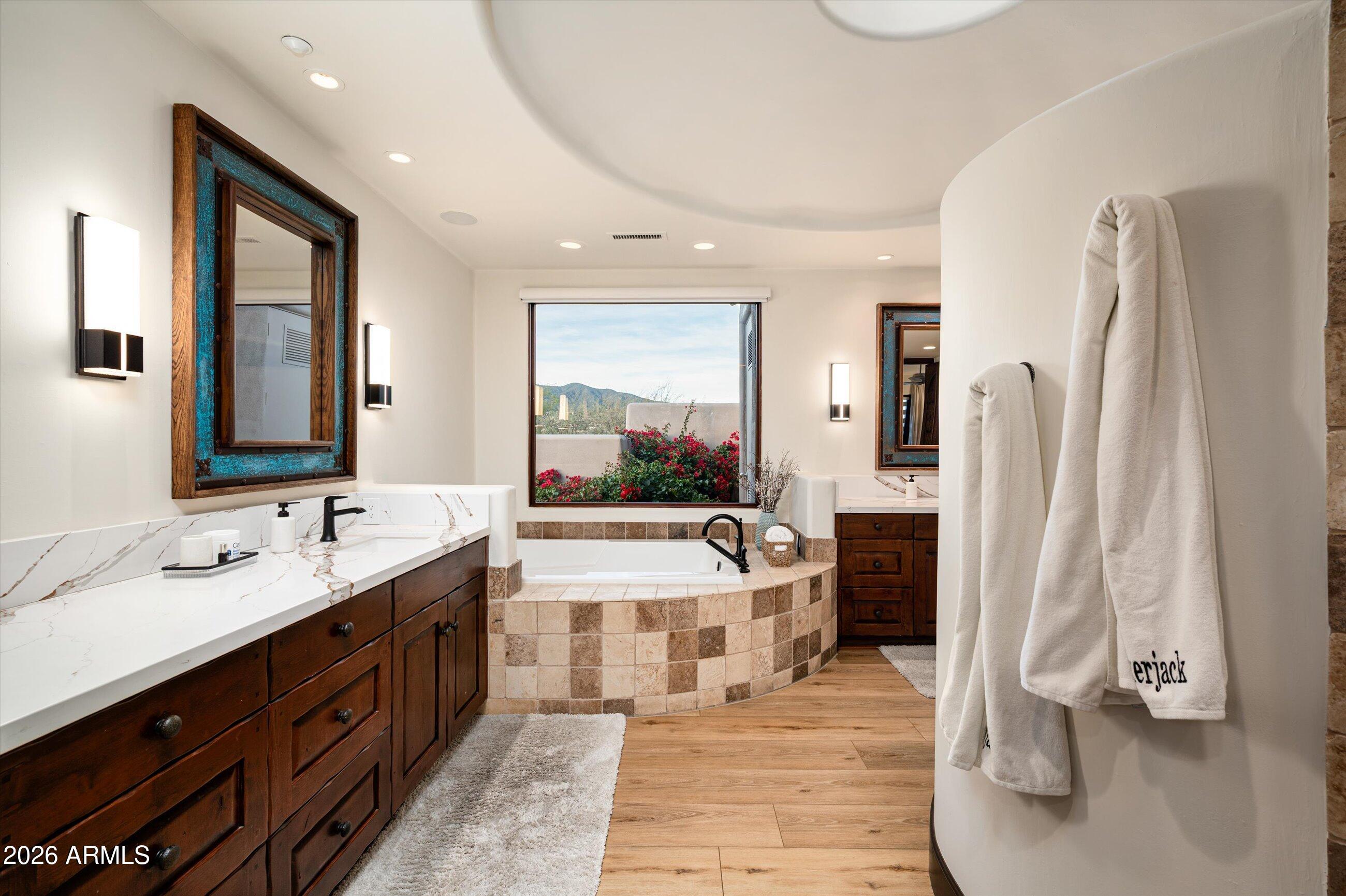 DESERT MOUNTAIN PHASE 2 UNIT 18 - Residential
