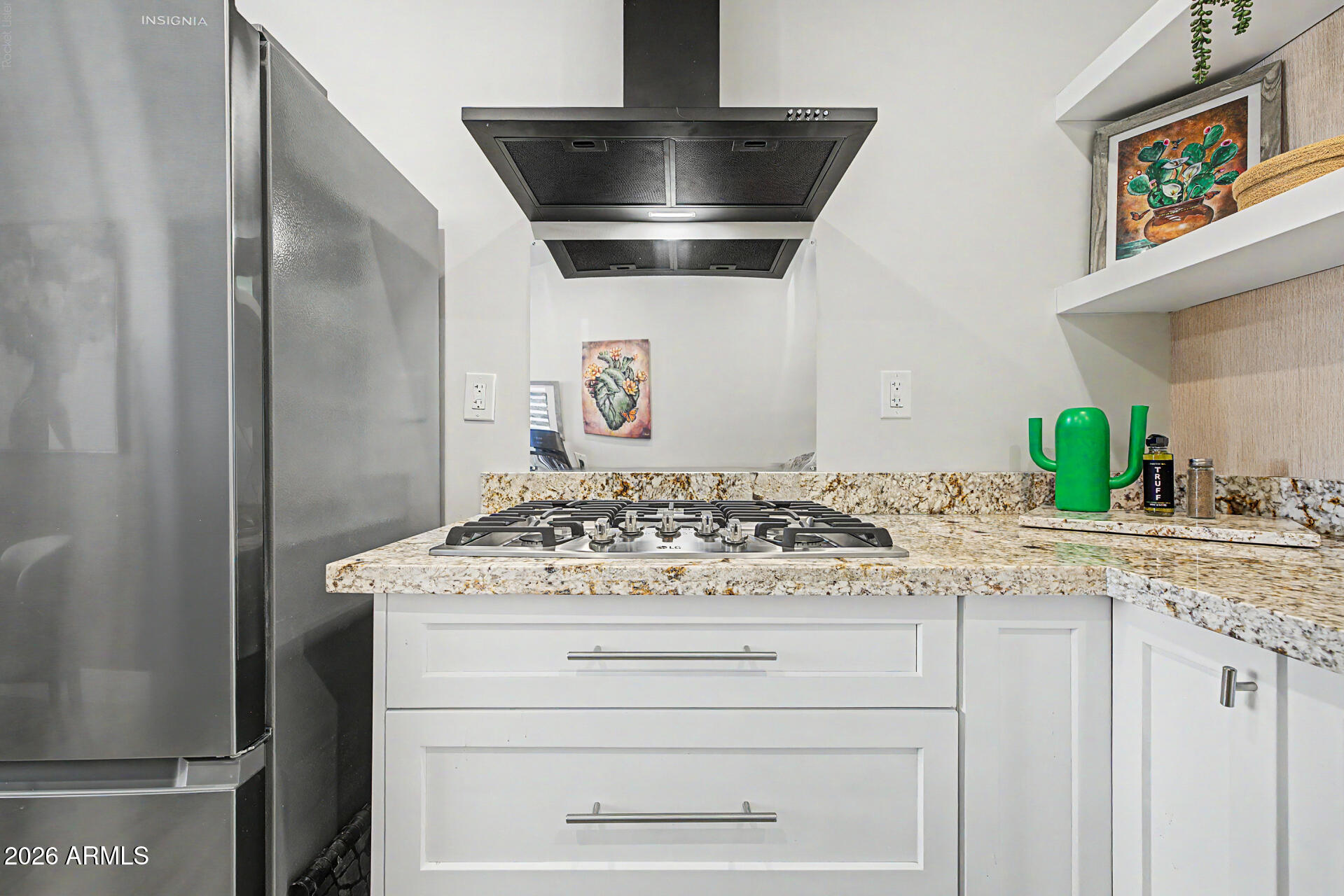 SANTA ROSA HEIGHTS - Residential Income