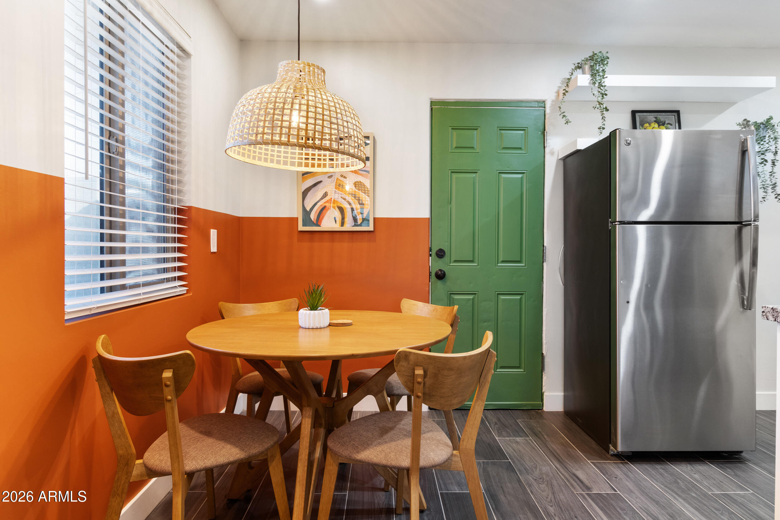 SANTA ROSA HEIGHTS - Residential Income