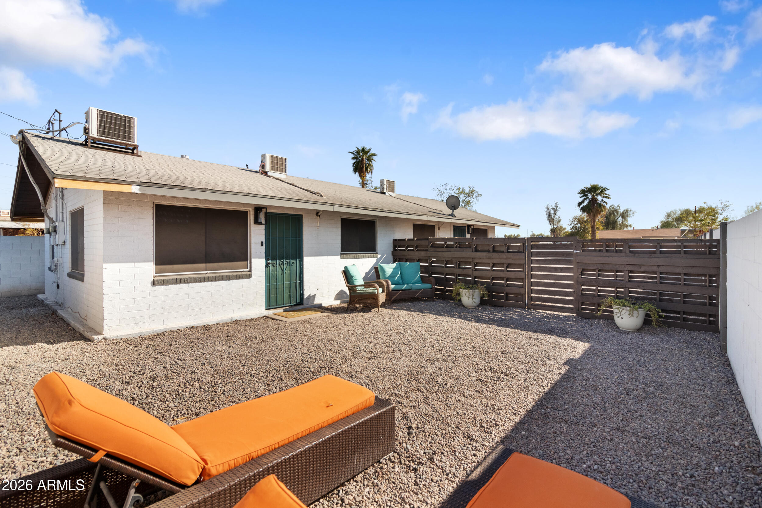 SANTA ROSA HEIGHTS - Residential Income
