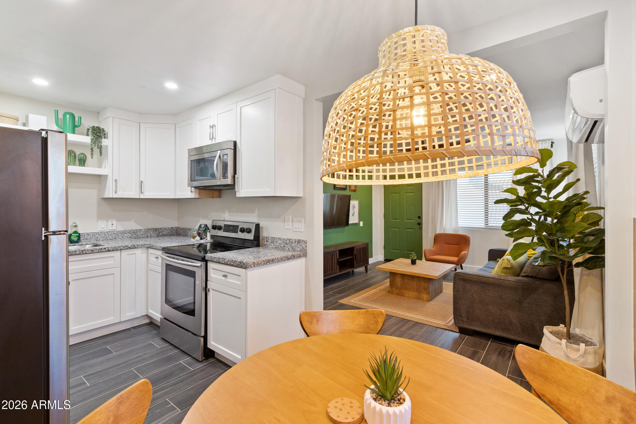 SANTA ROSA HEIGHTS - Residential Income