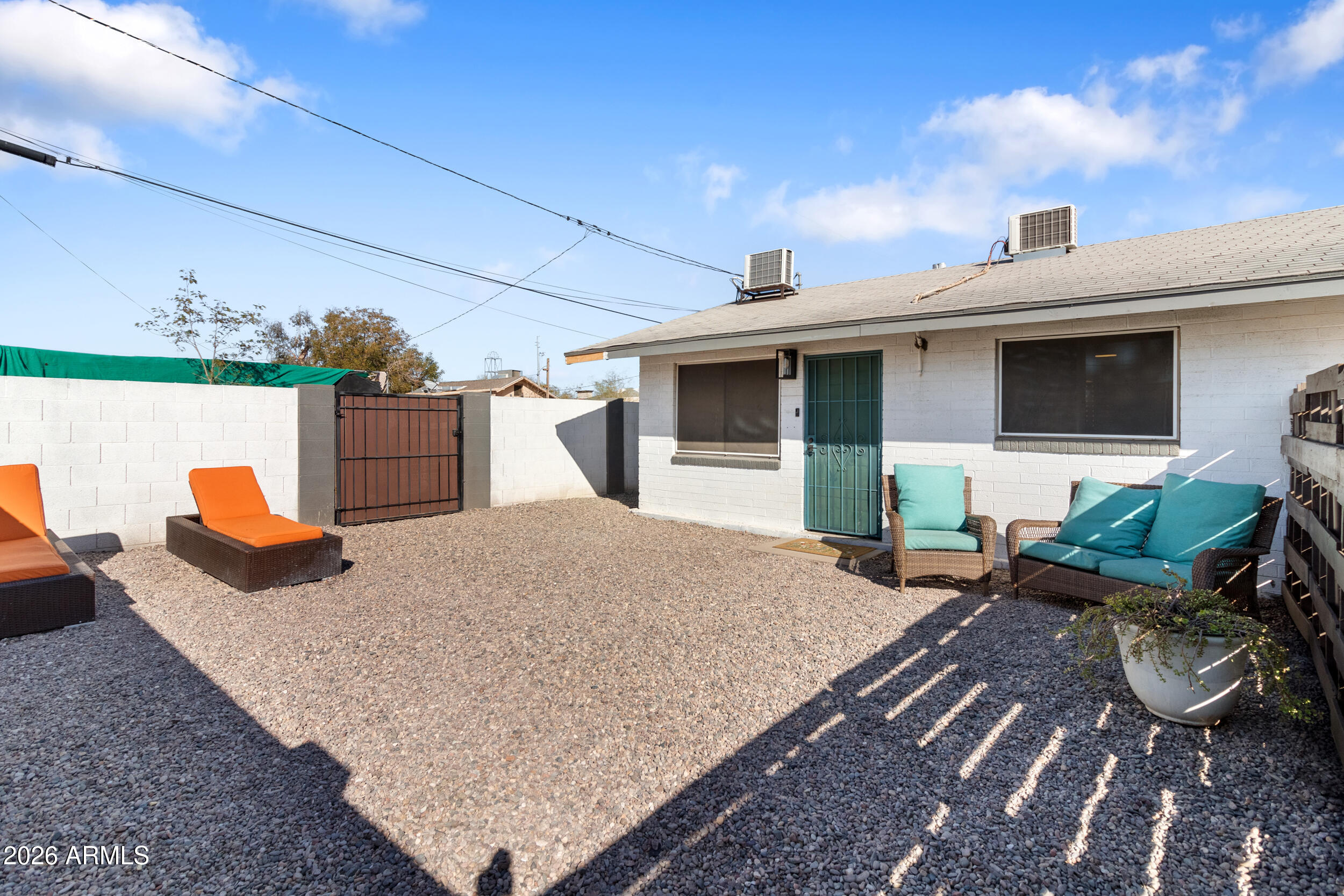SANTA ROSA HEIGHTS - Residential Income