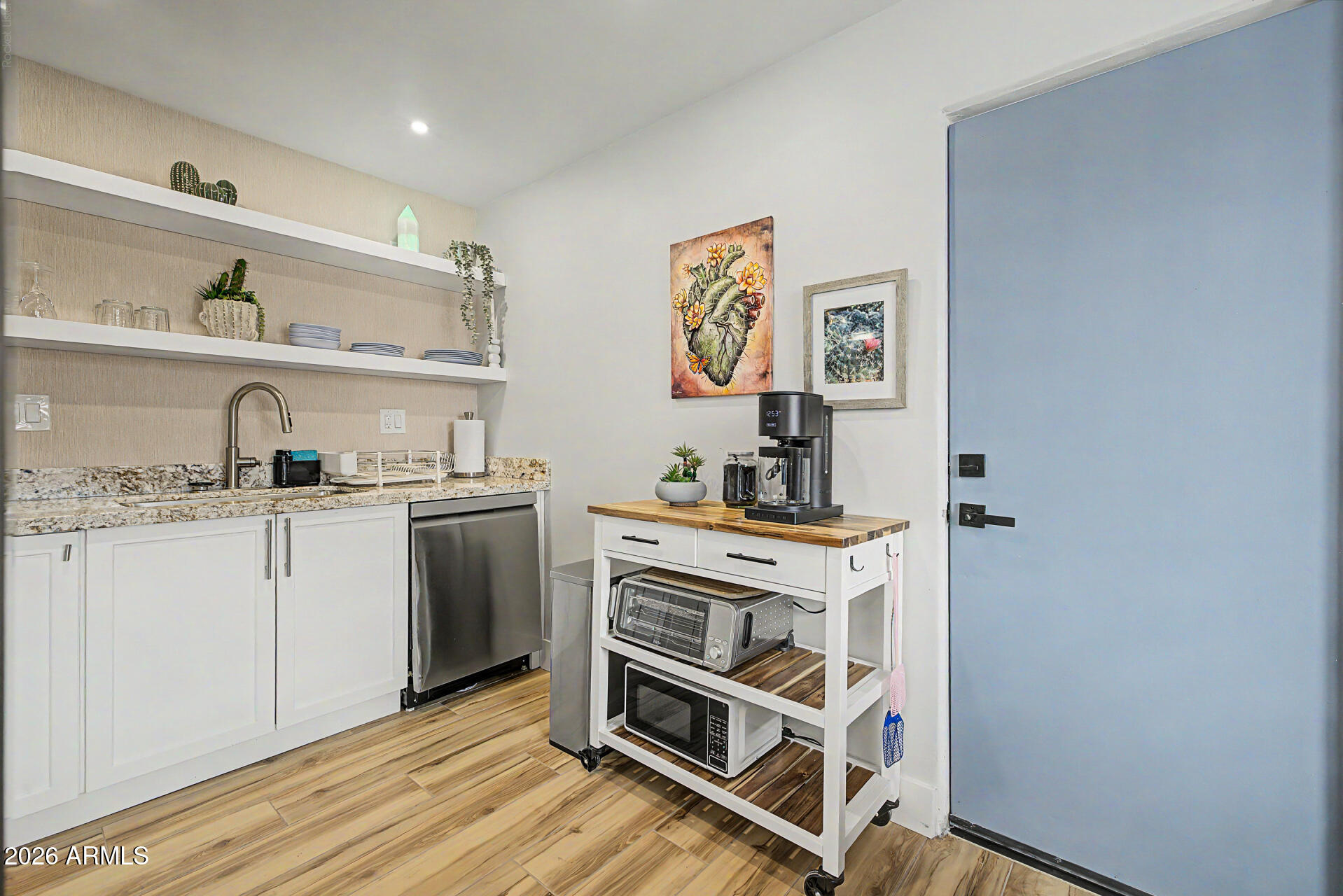 SANTA ROSA HEIGHTS - Residential Income