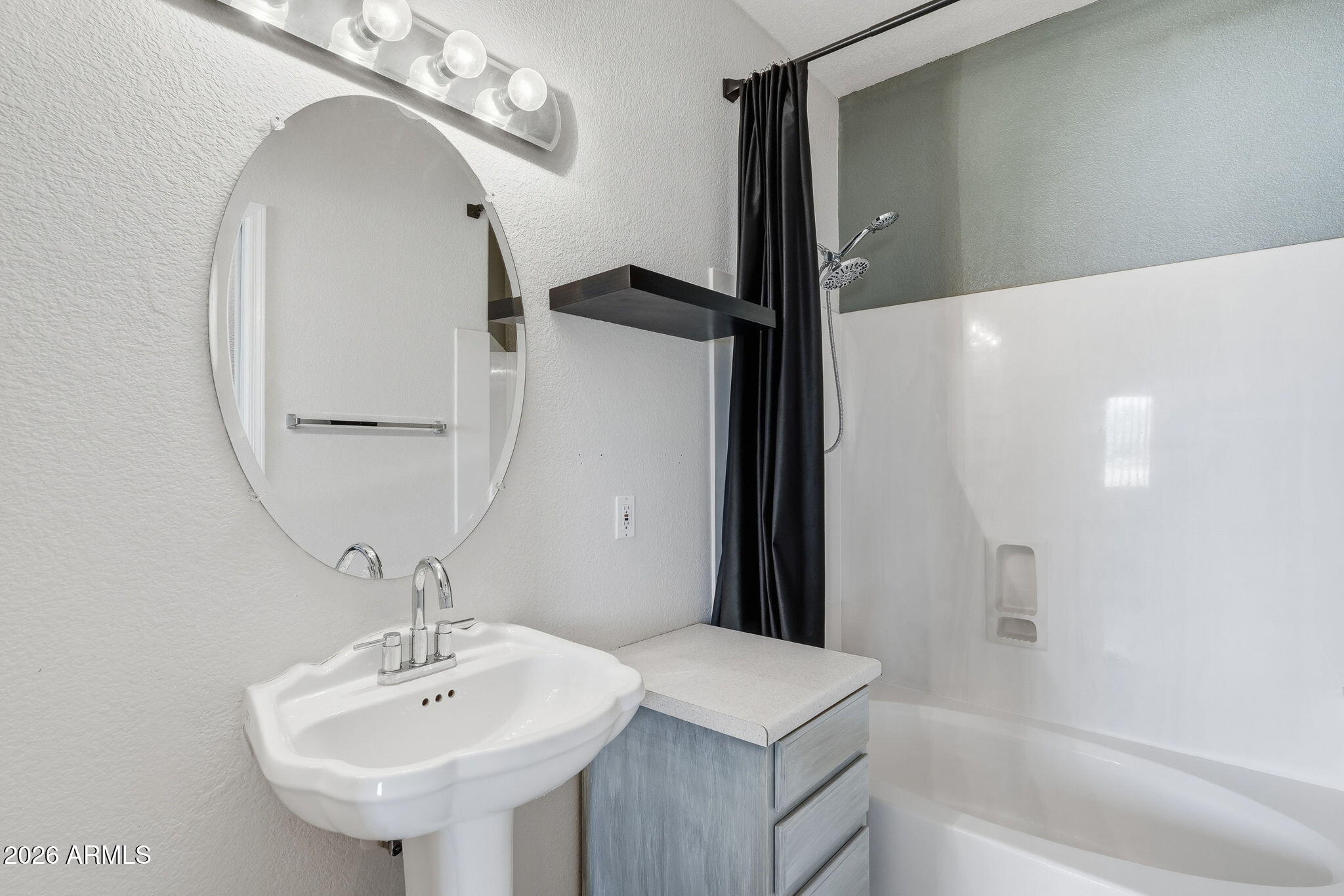 SUPERSTITION LAKES UNIT 2 CONDOMINIUM AMD - Residential