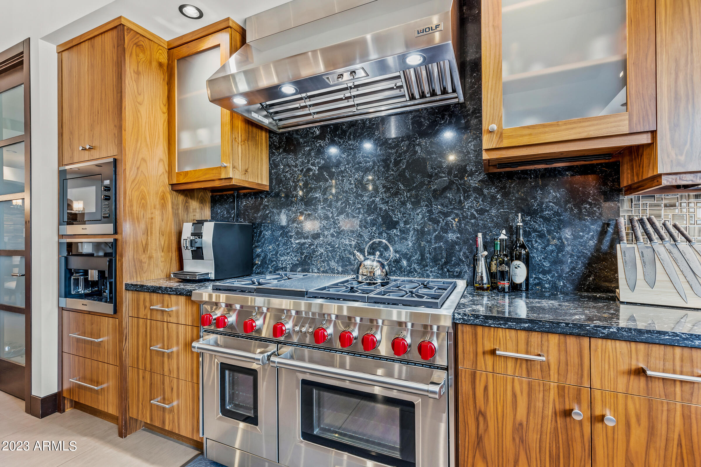 THE ESTATES AT PINE CANYON UNIT 1 LOT 42 - Residential
