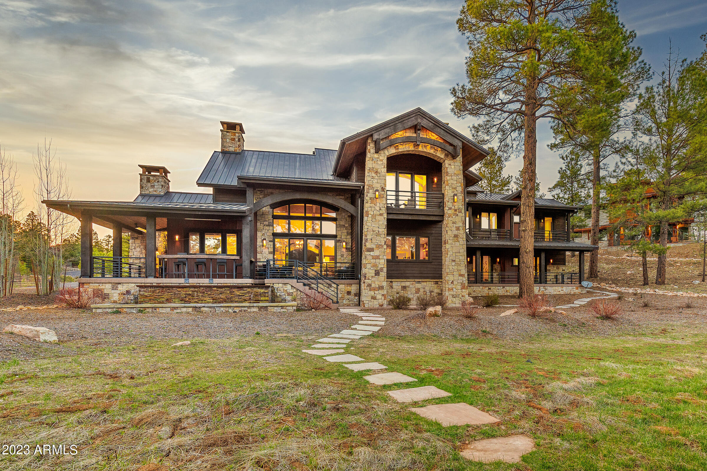 THE ESTATES AT PINE CANYON UNIT 1 LOT 42 - Residential