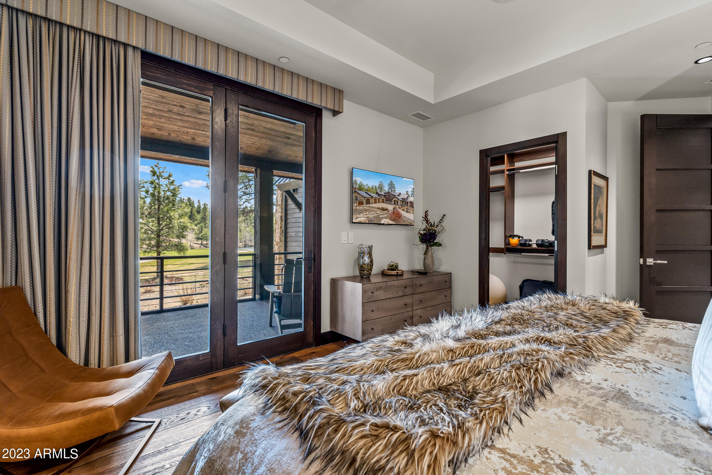 THE ESTATES AT PINE CANYON UNIT 1 LOT 42 - Residential