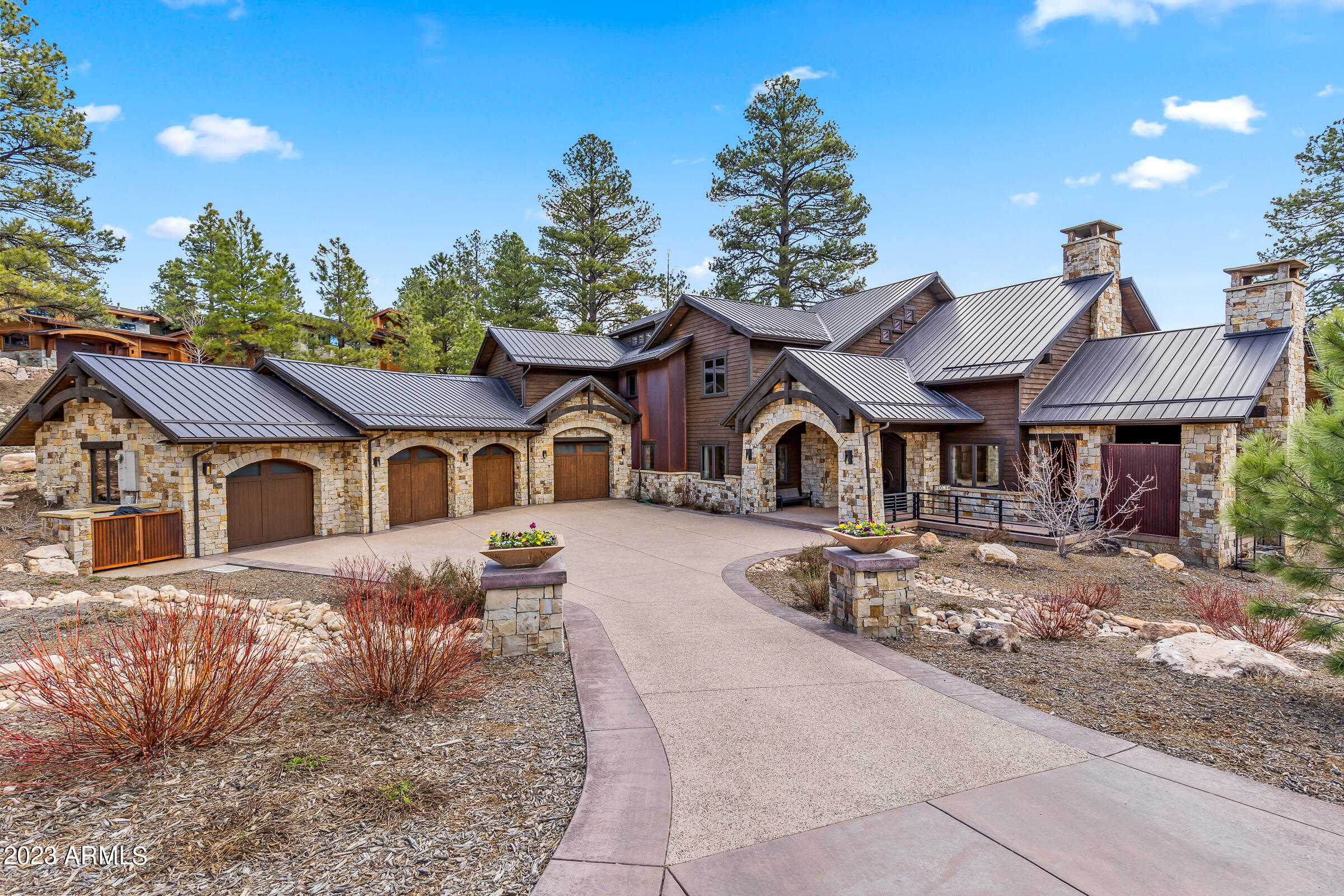 THE ESTATES AT PINE CANYON UNIT 1 LOT 42 - Residential