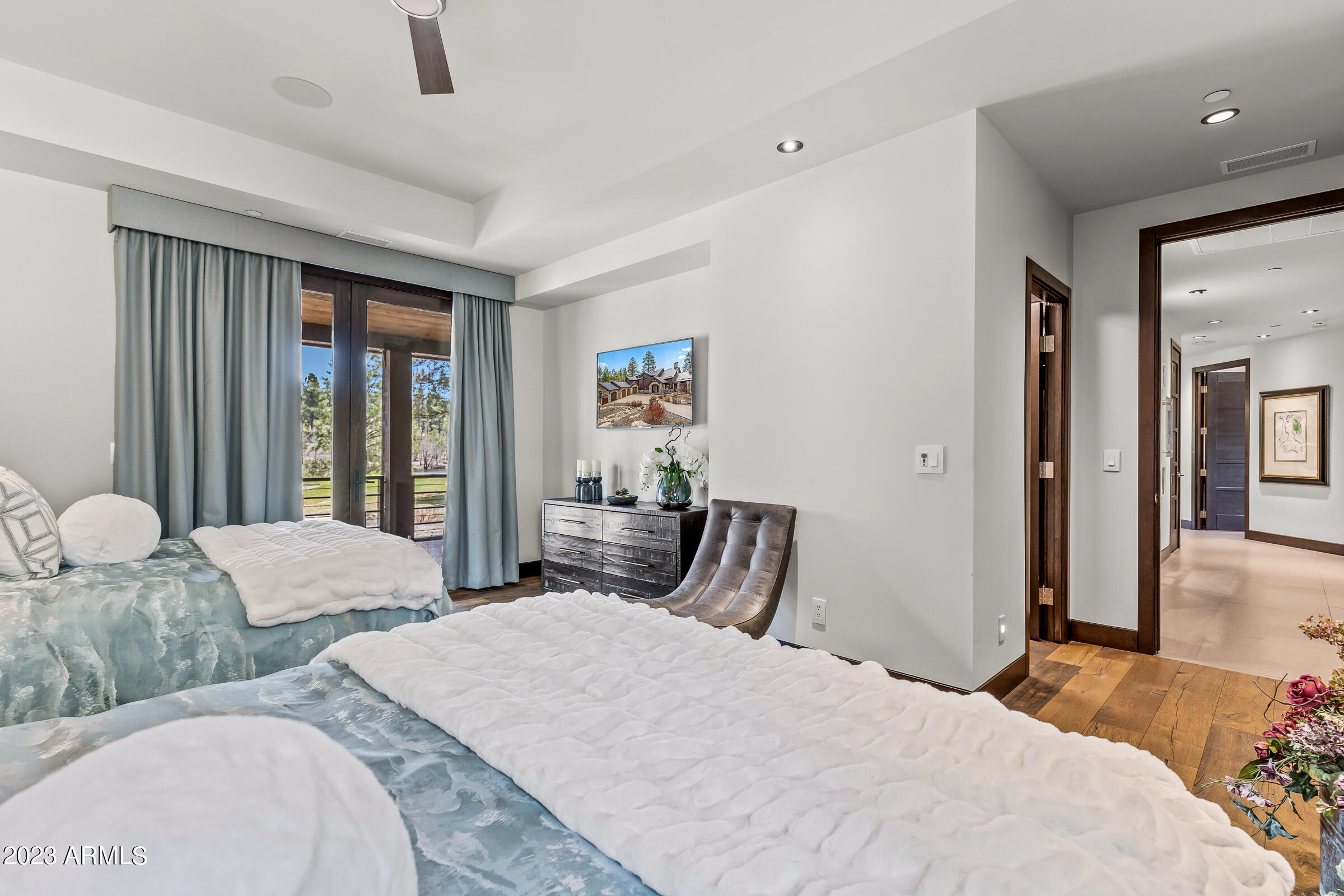 THE ESTATES AT PINE CANYON UNIT 1 LOT 42 - Residential