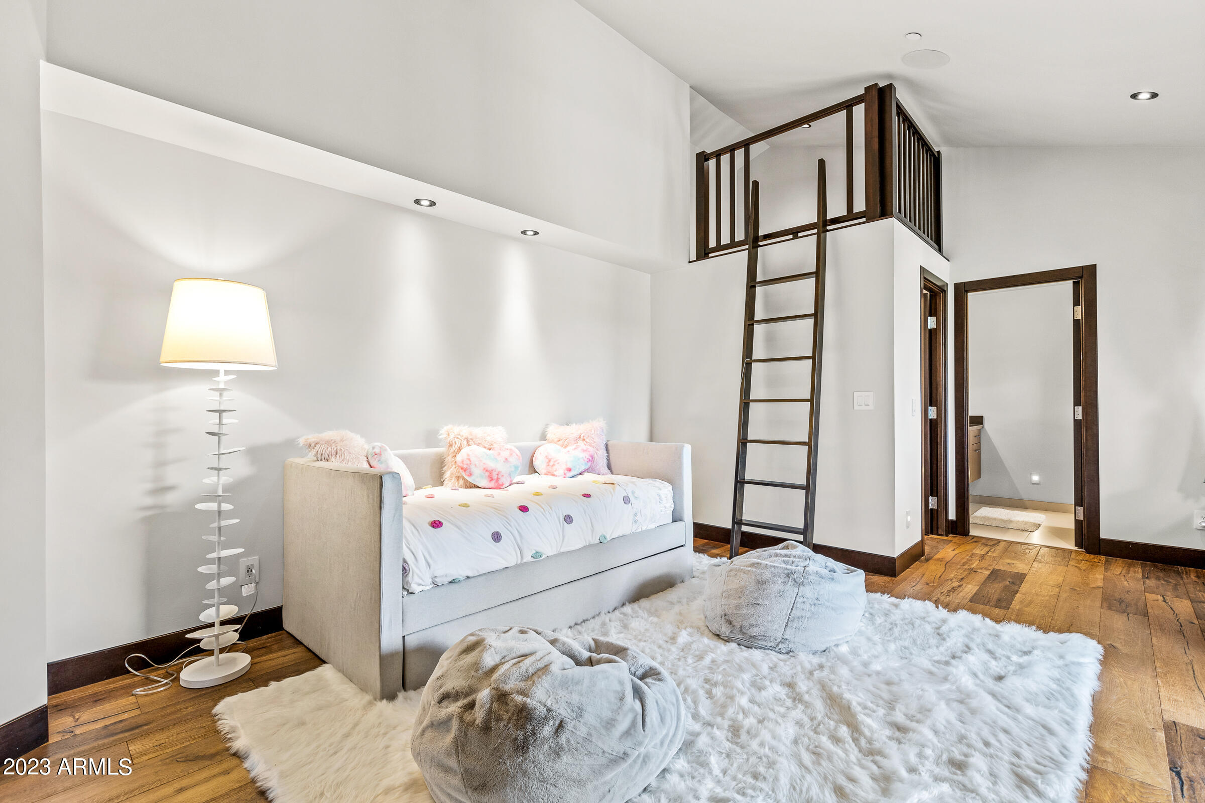 THE ESTATES AT PINE CANYON UNIT 1 LOT 42 - Residential