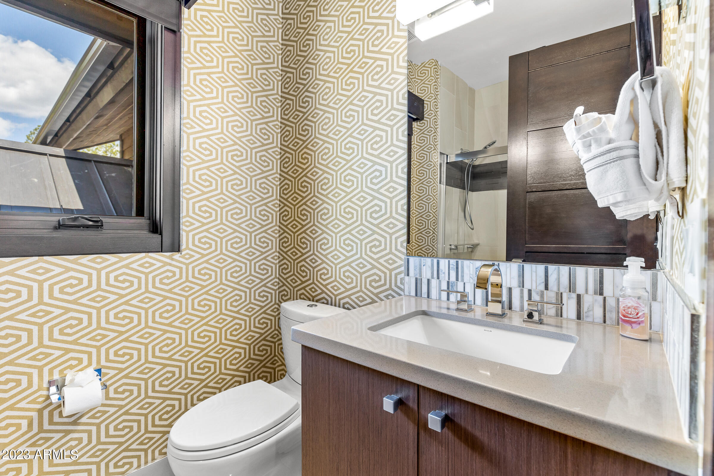 THE ESTATES AT PINE CANYON UNIT 1 LOT 42 - Residential