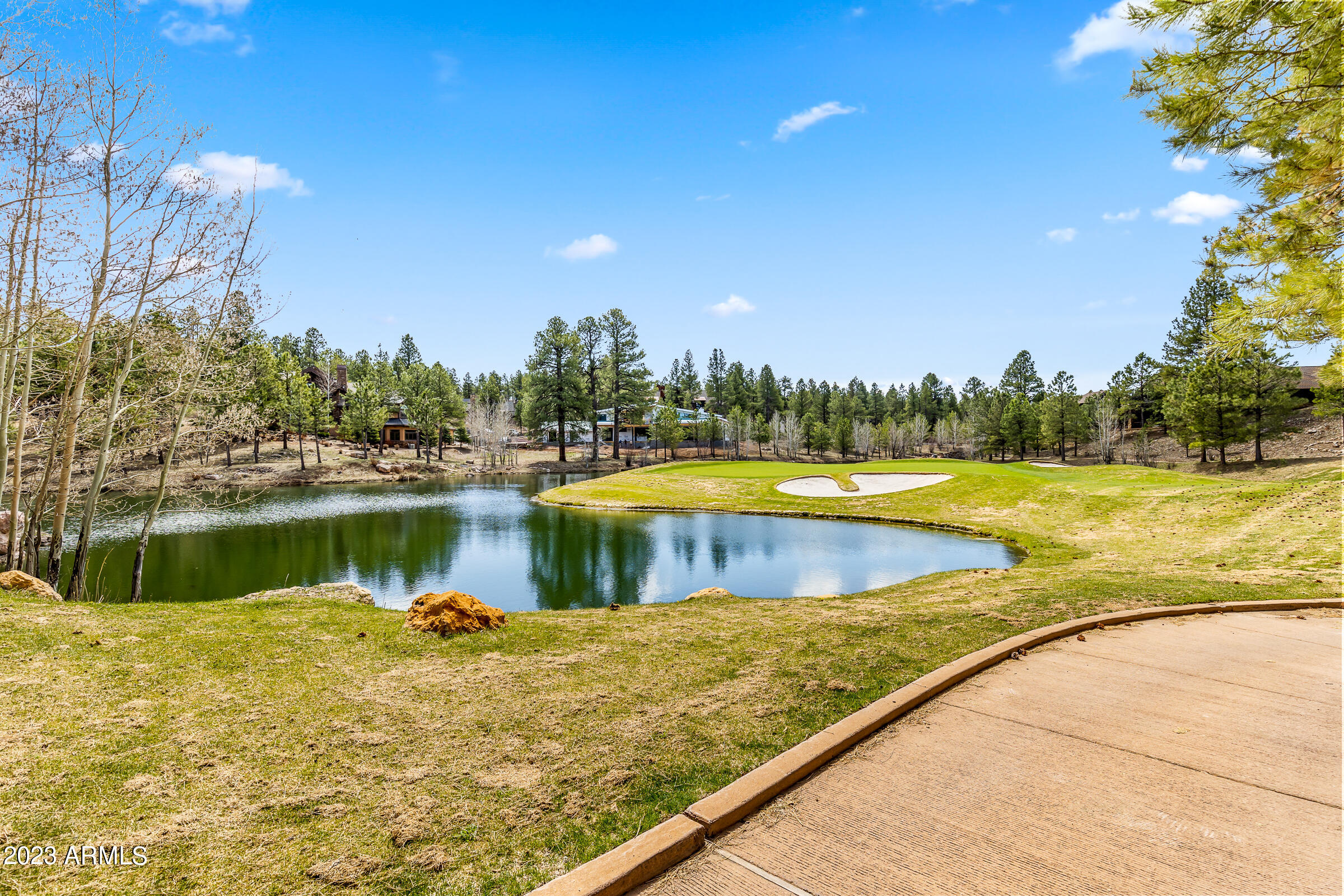 THE ESTATES AT PINE CANYON UNIT 1 LOT 42 - Residential
